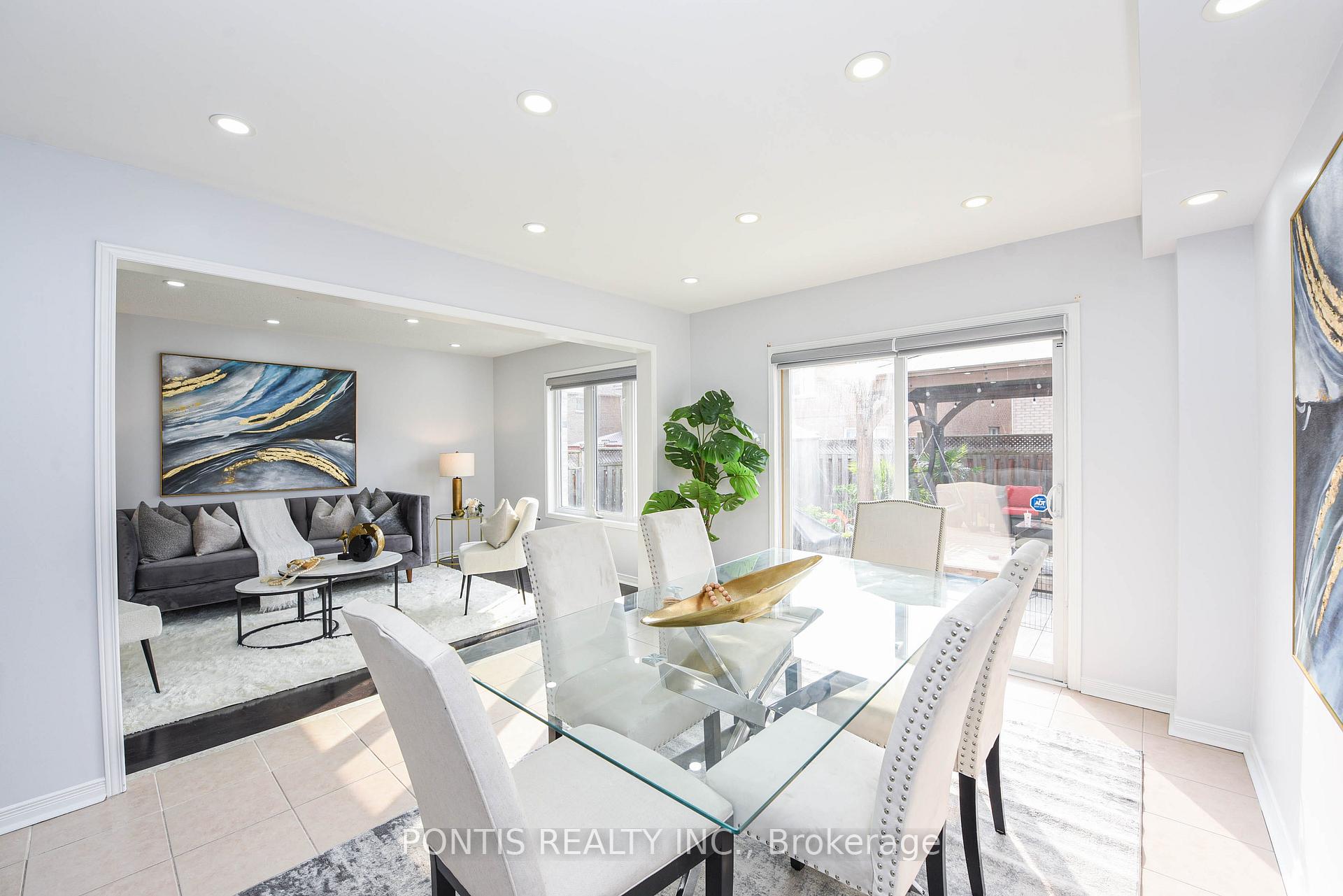 Photo 12 of 73 Rollingwood Drive, Brampton, Fletcher's Creek South — HOMEH