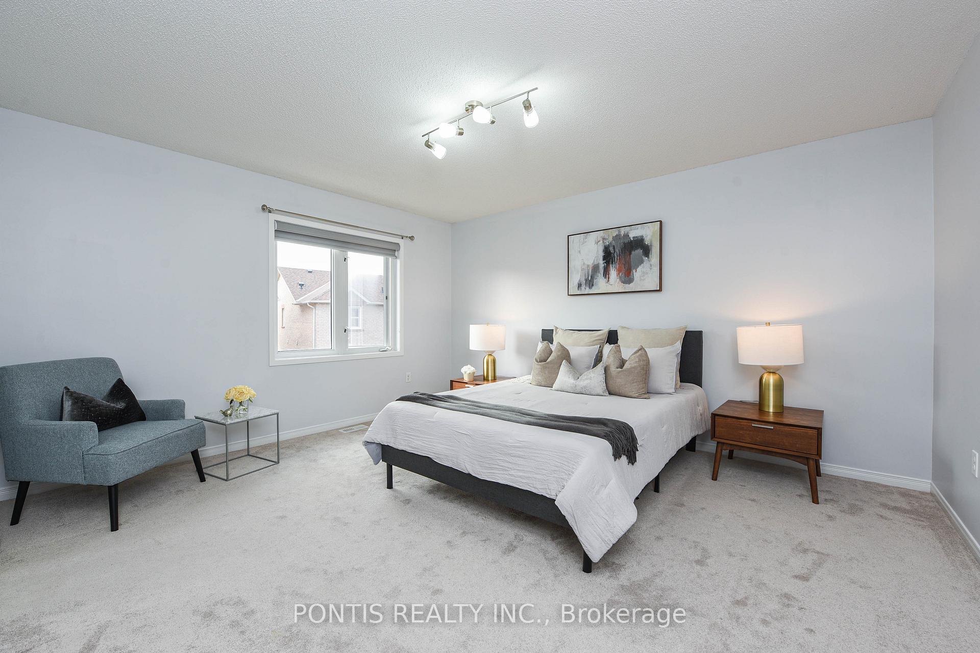 Photo 14 of 73 Rollingwood Drive, Brampton, Fletcher's Creek South — HOMEH
