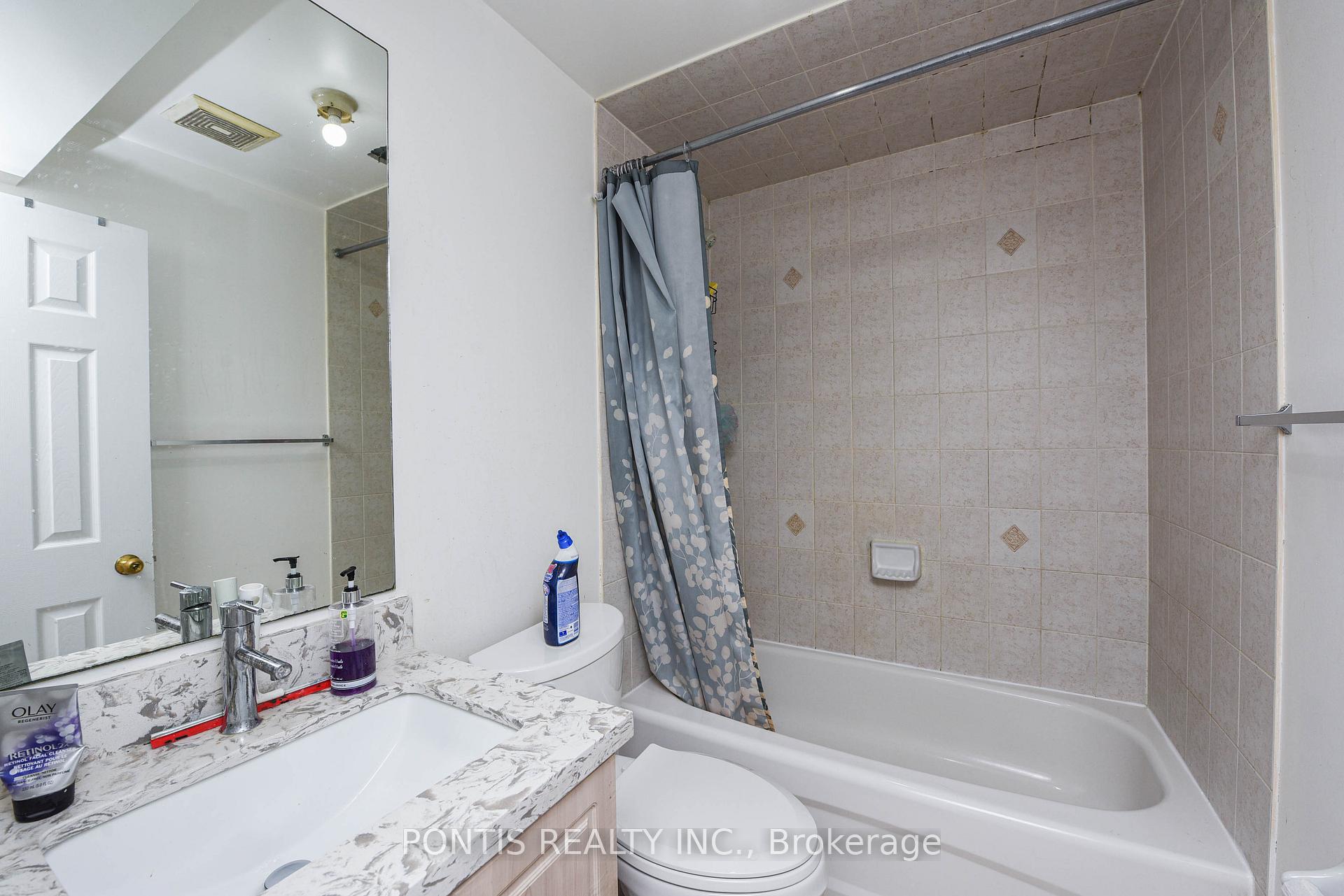 Photo 20 of 73 Rollingwood Drive, Brampton, Fletcher's Creek South — HOMEH
