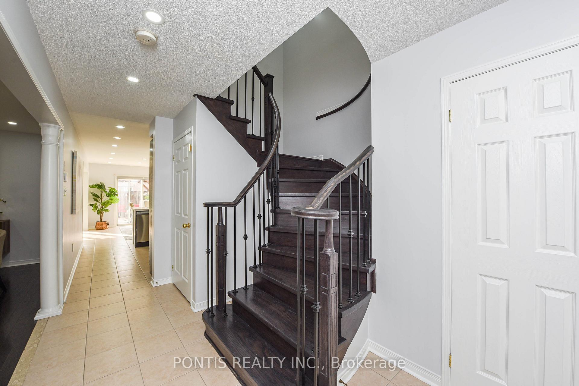 Photo 31 of 73 Rollingwood Drive, Brampton, Fletcher's Creek South — HOMEH