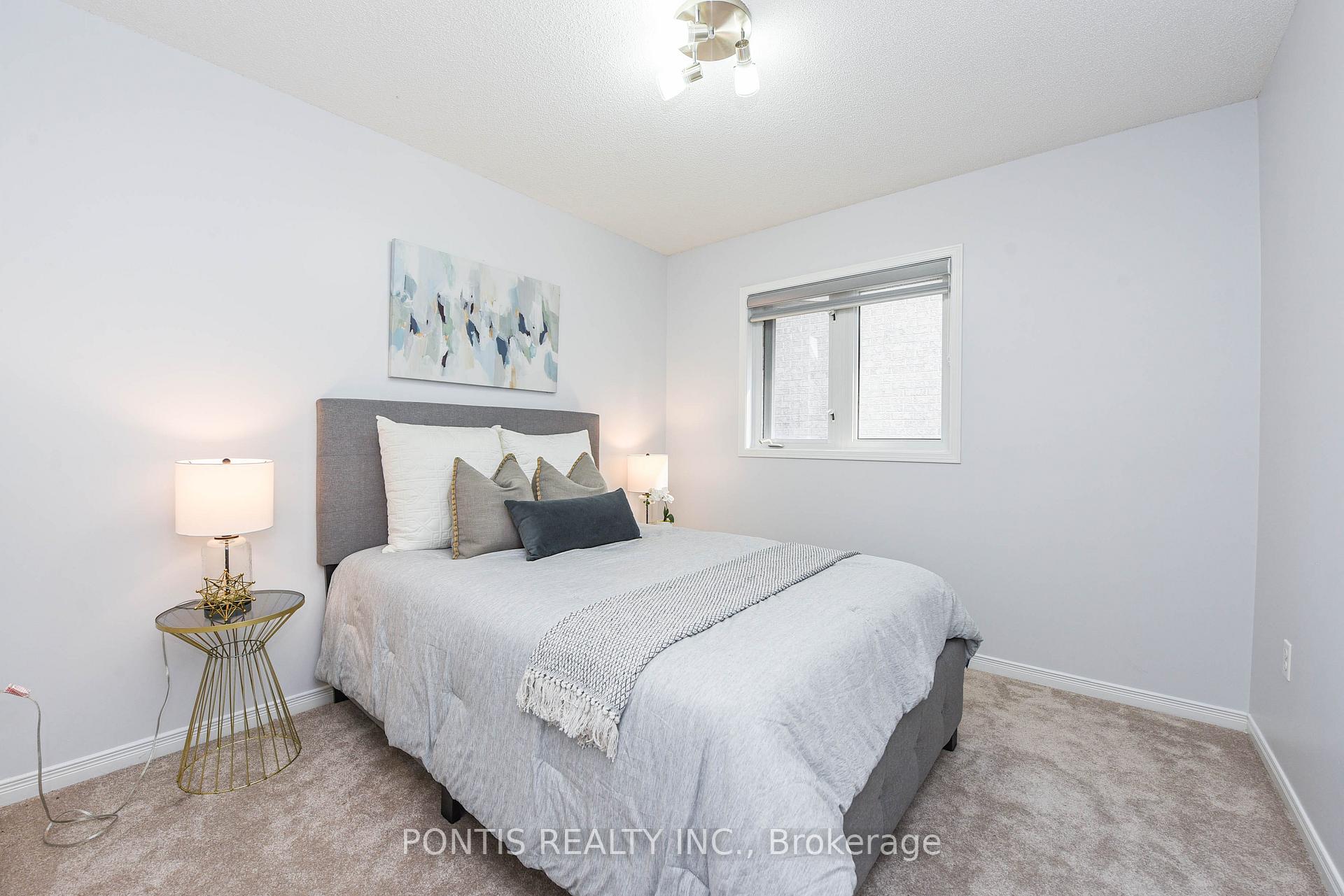 Photo 32 of 73 Rollingwood Drive, Brampton, Fletcher's Creek South — HOMEH