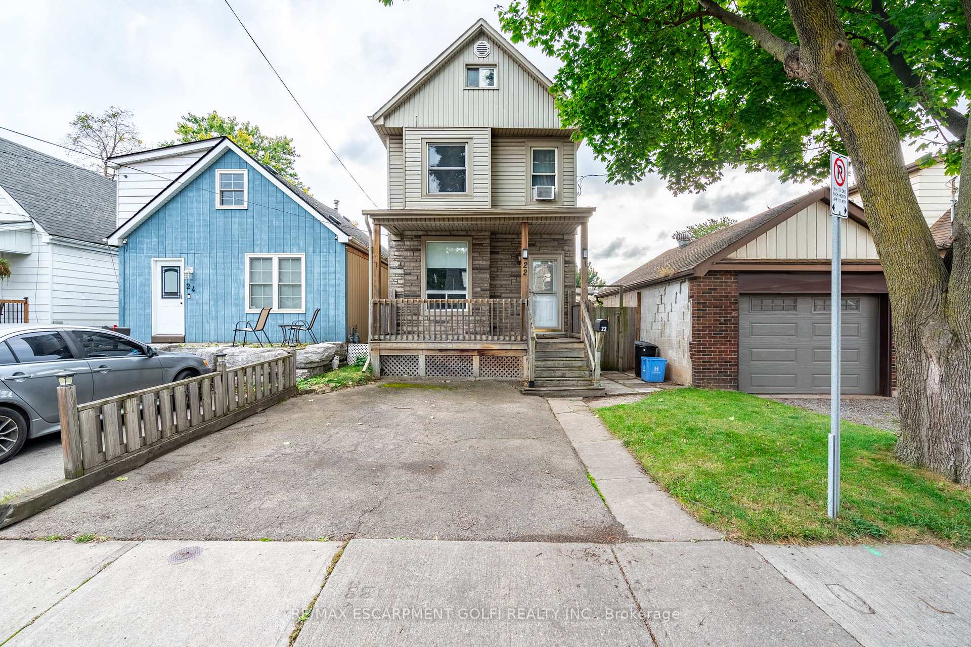 Photo 1 of 22 Bayfield Avenue, Hamilton, Crown Point — HOMEH