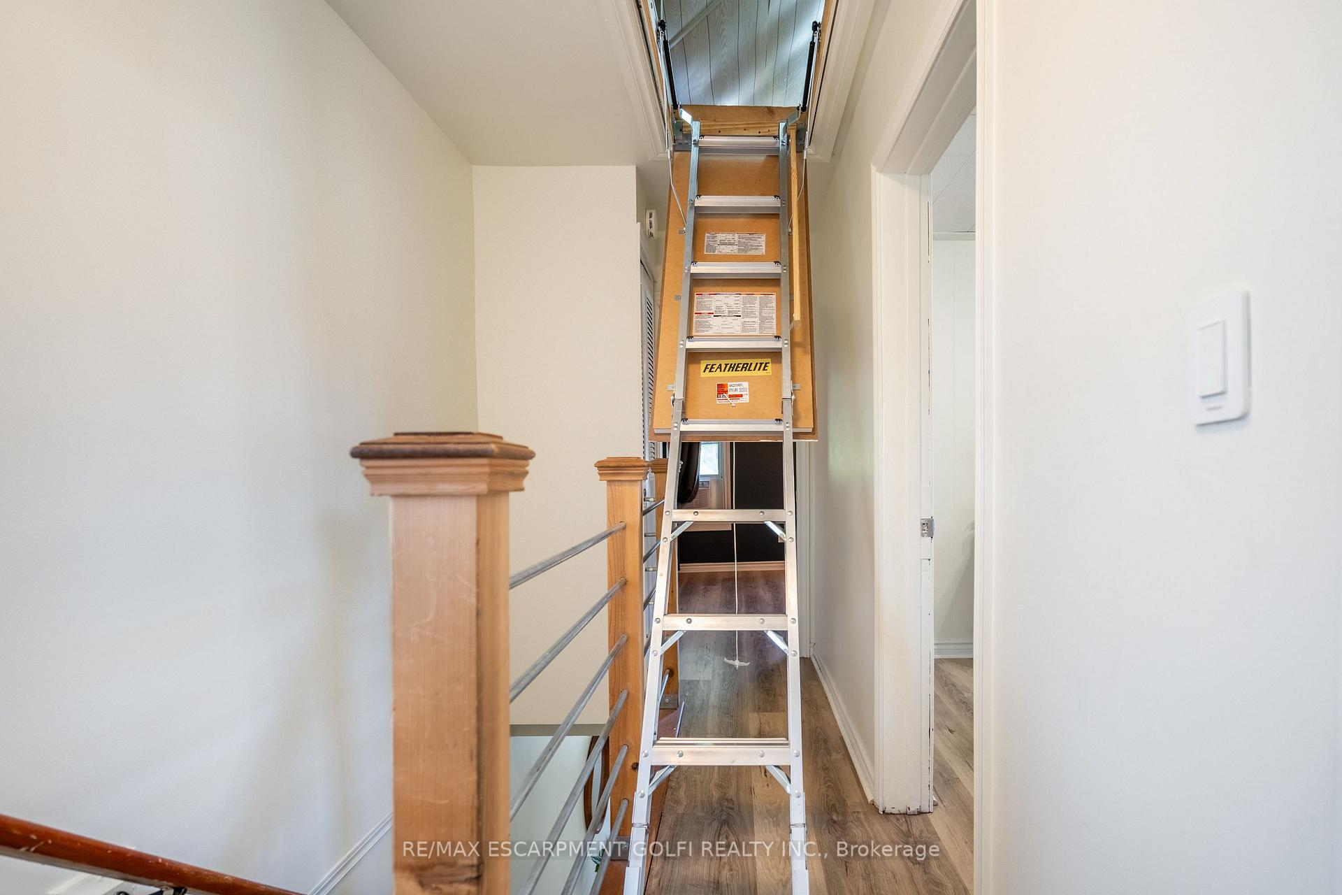 Photo 28 of 22 Bayfield Avenue, Hamilton, Crown Point — HOMEH