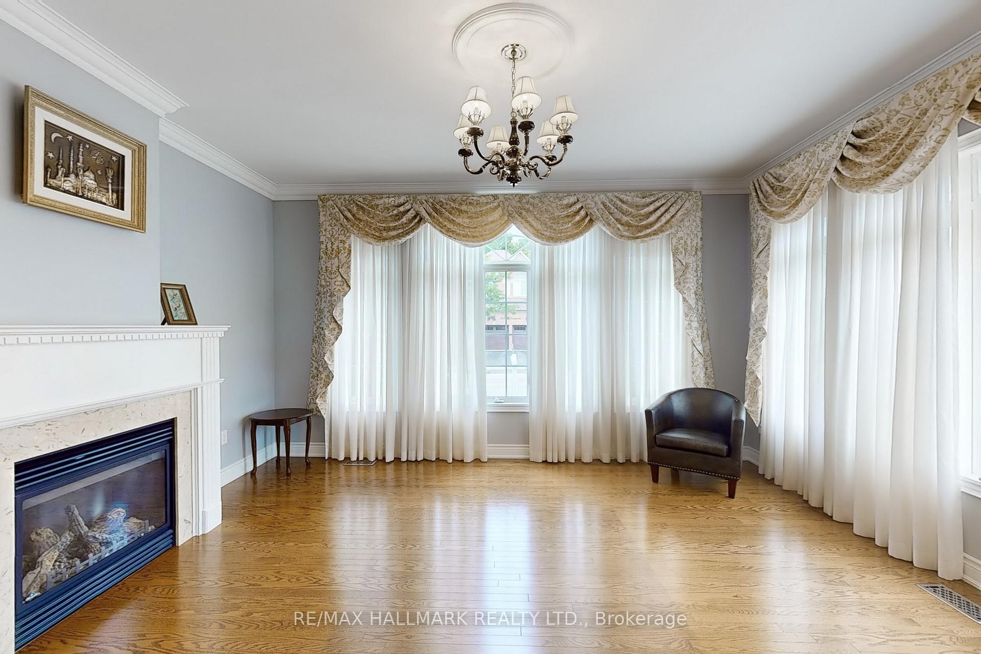 Photo 28 of 243 Via Campanile Road, Vaughan, Vellore Village — HOMEH