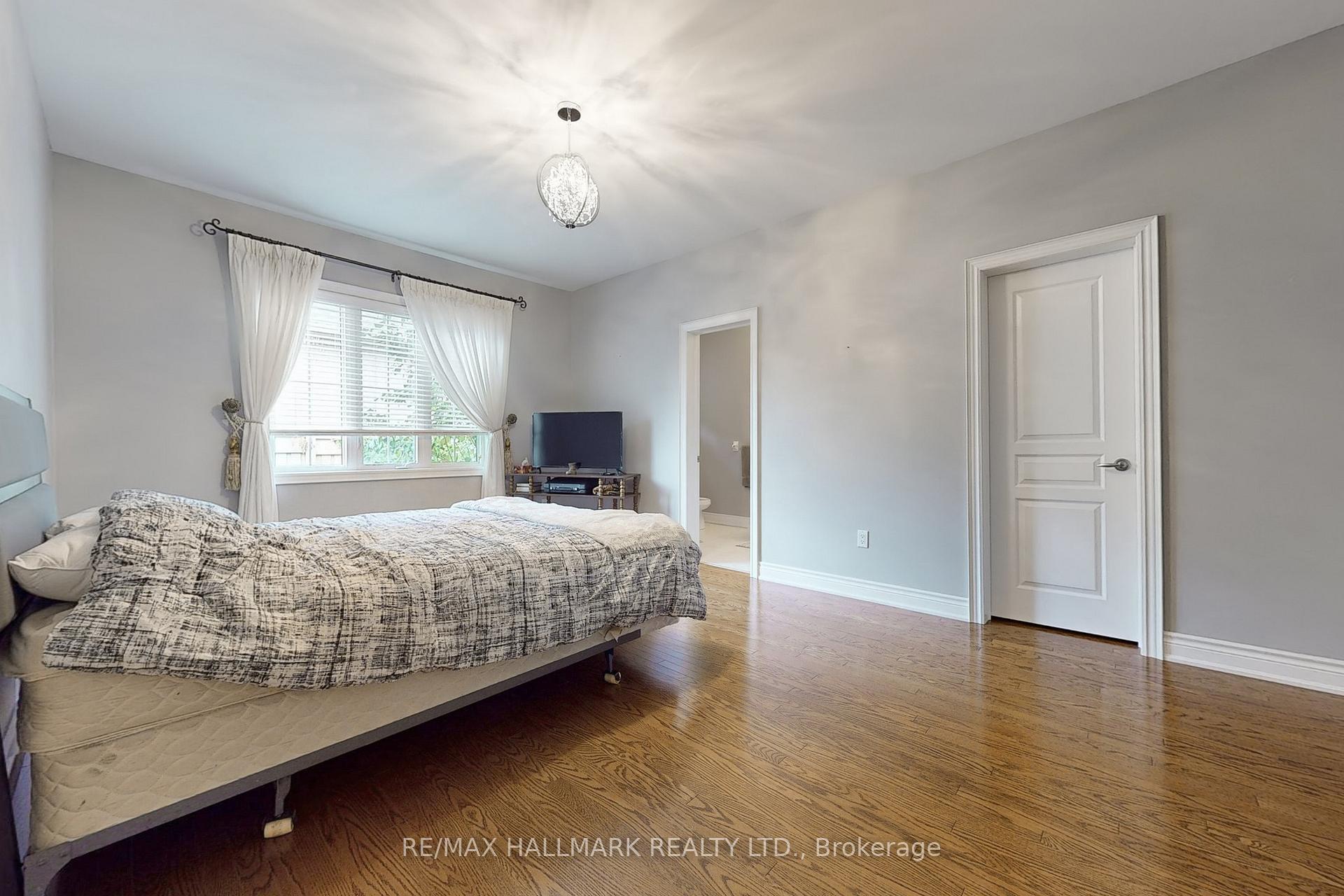 Photo 31 of 243 Via Campanile Road, Vaughan, Vellore Village — HOMEH