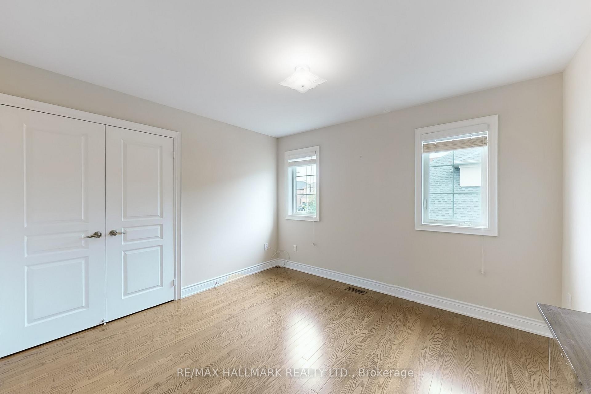 Photo 18 of 243 Via Campanile Road, Vaughan, Vellore Village — HOMEH