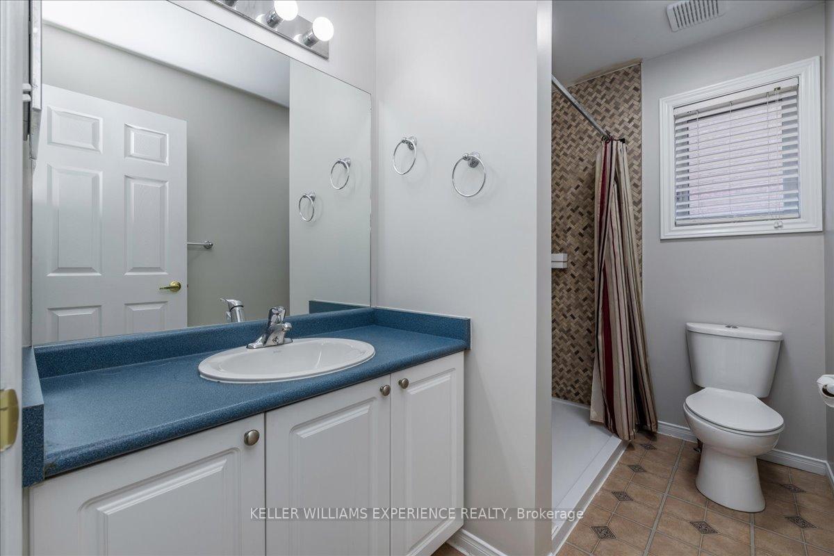 Photo 8 of 32 Majesty Boulevard, Barrie, Innis-Shore — HOMEH