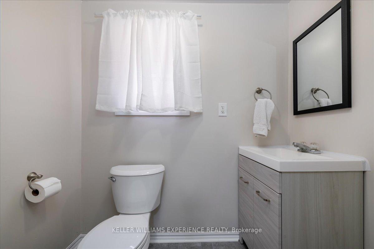 Photo 28 of 32 Majesty Boulevard, Barrie, Innis-Shore — HOMEH