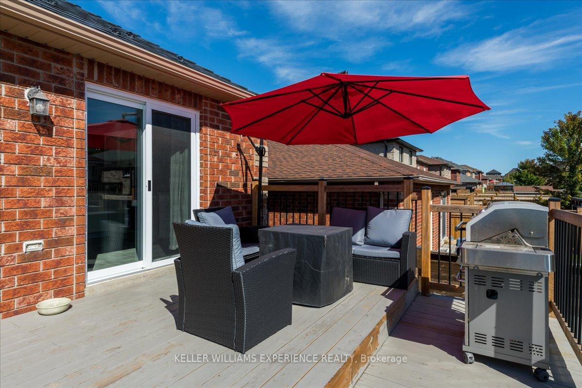 Photo 34 of 32 Majesty Boulevard, Barrie, Innis-Shore — HOMEH