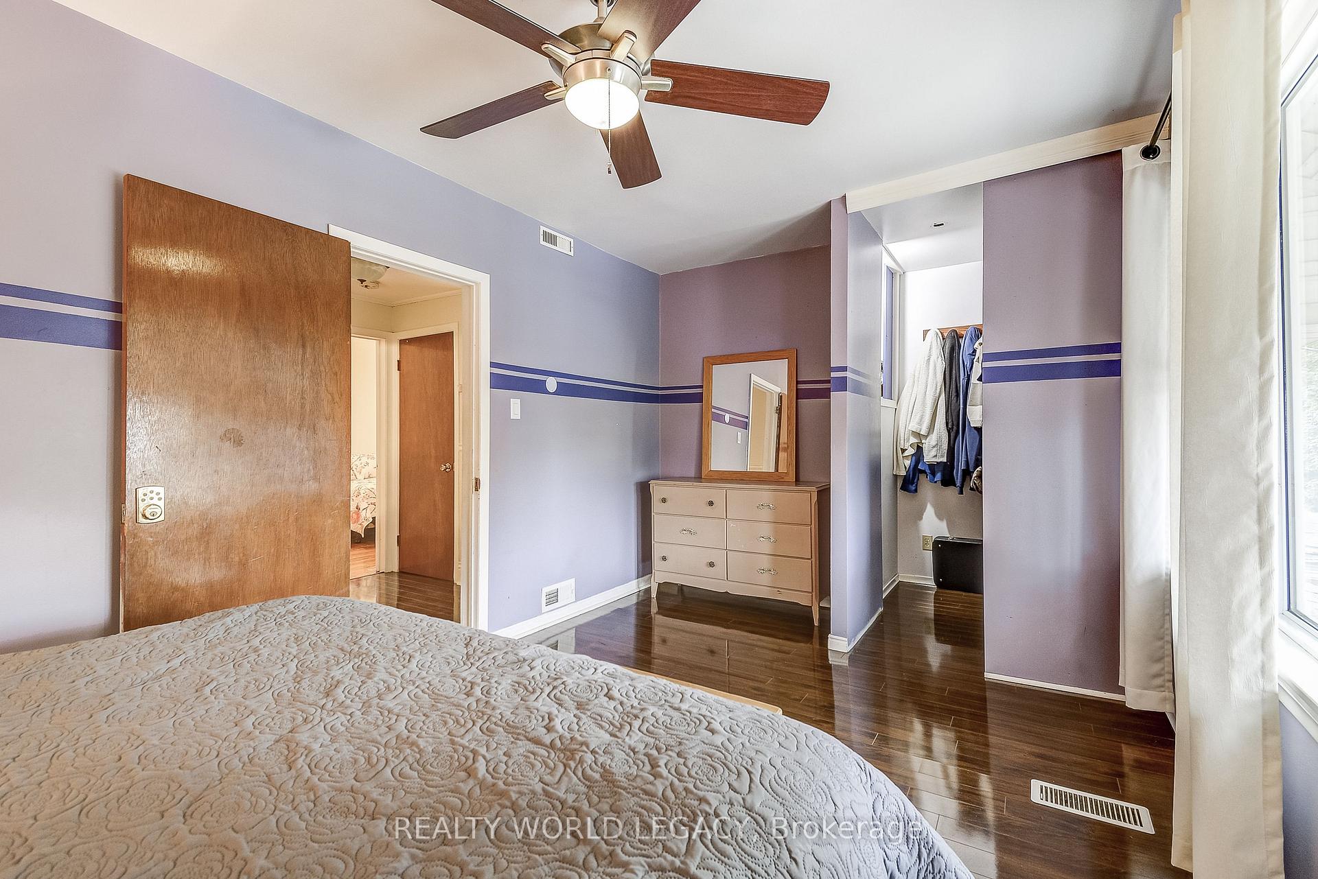 Photo 14 of 83 Graham Avenue S, Hamilton, Delta — HOMEH