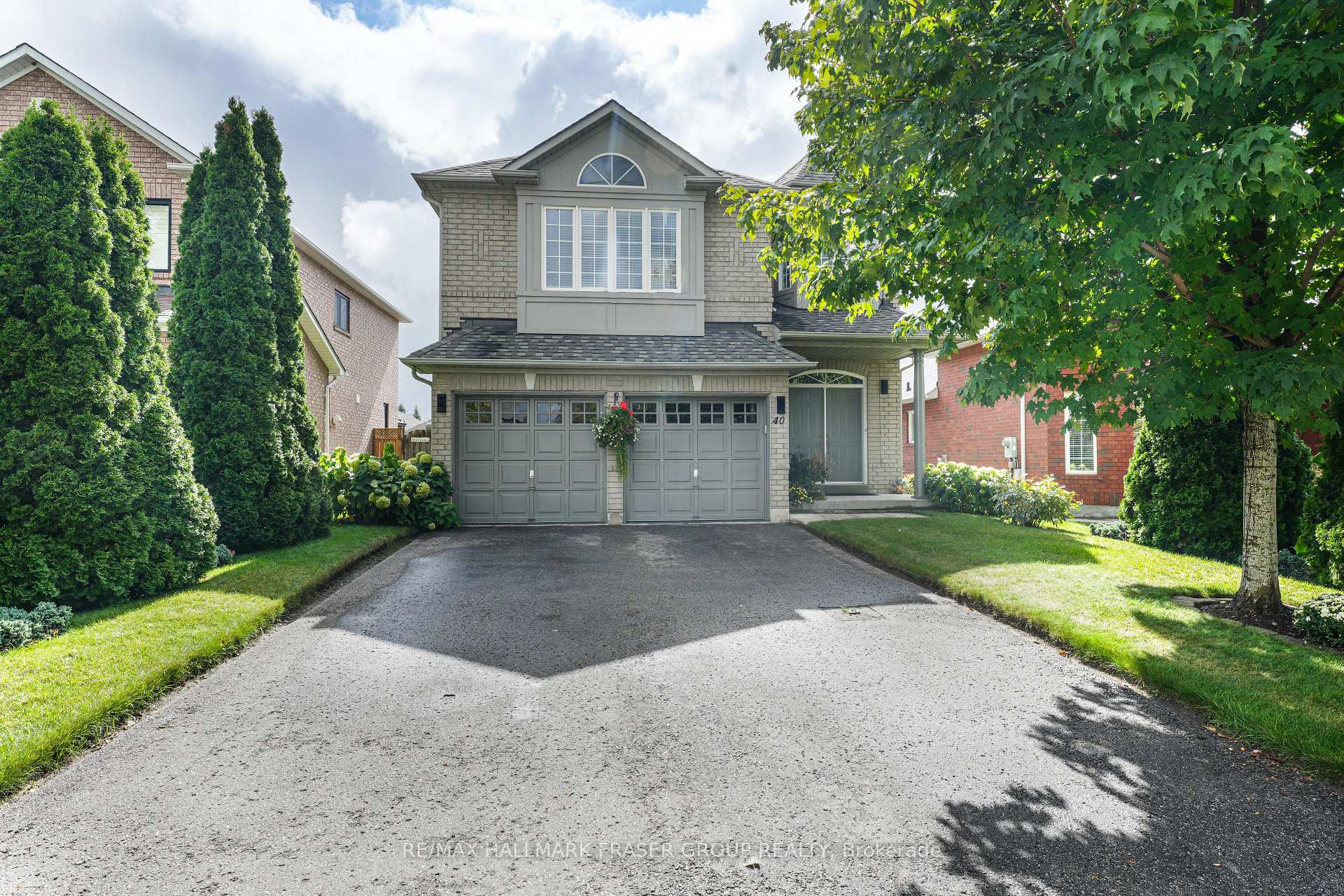 Photo 15 of 40 Temple West Crescent, Ajax, Northwest Ajax — HOMEH