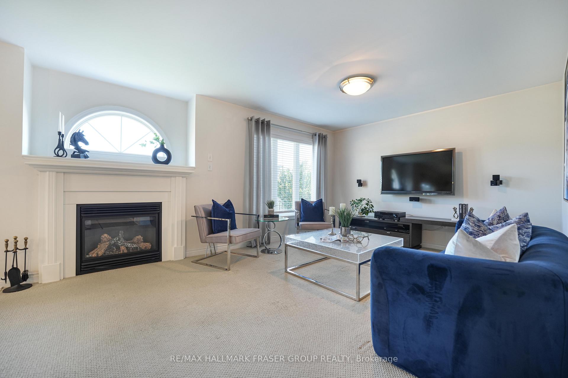 Photo 8 of 40 Temple West Crescent, Ajax, Northwest Ajax — HOMEH