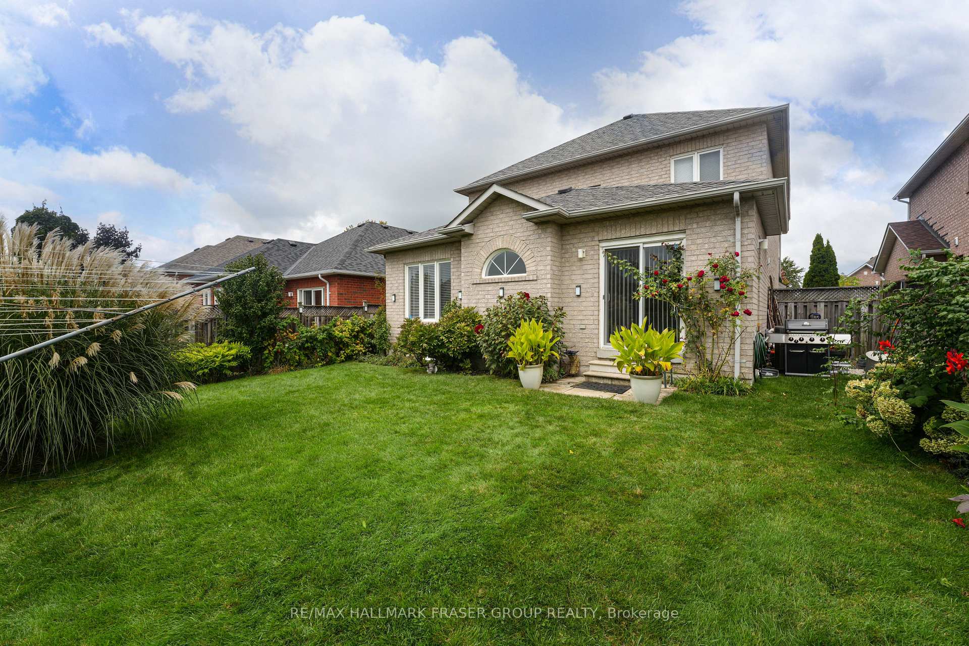 Photo 37 of 40 Temple West Crescent, Ajax, Northwest Ajax — HOMEH