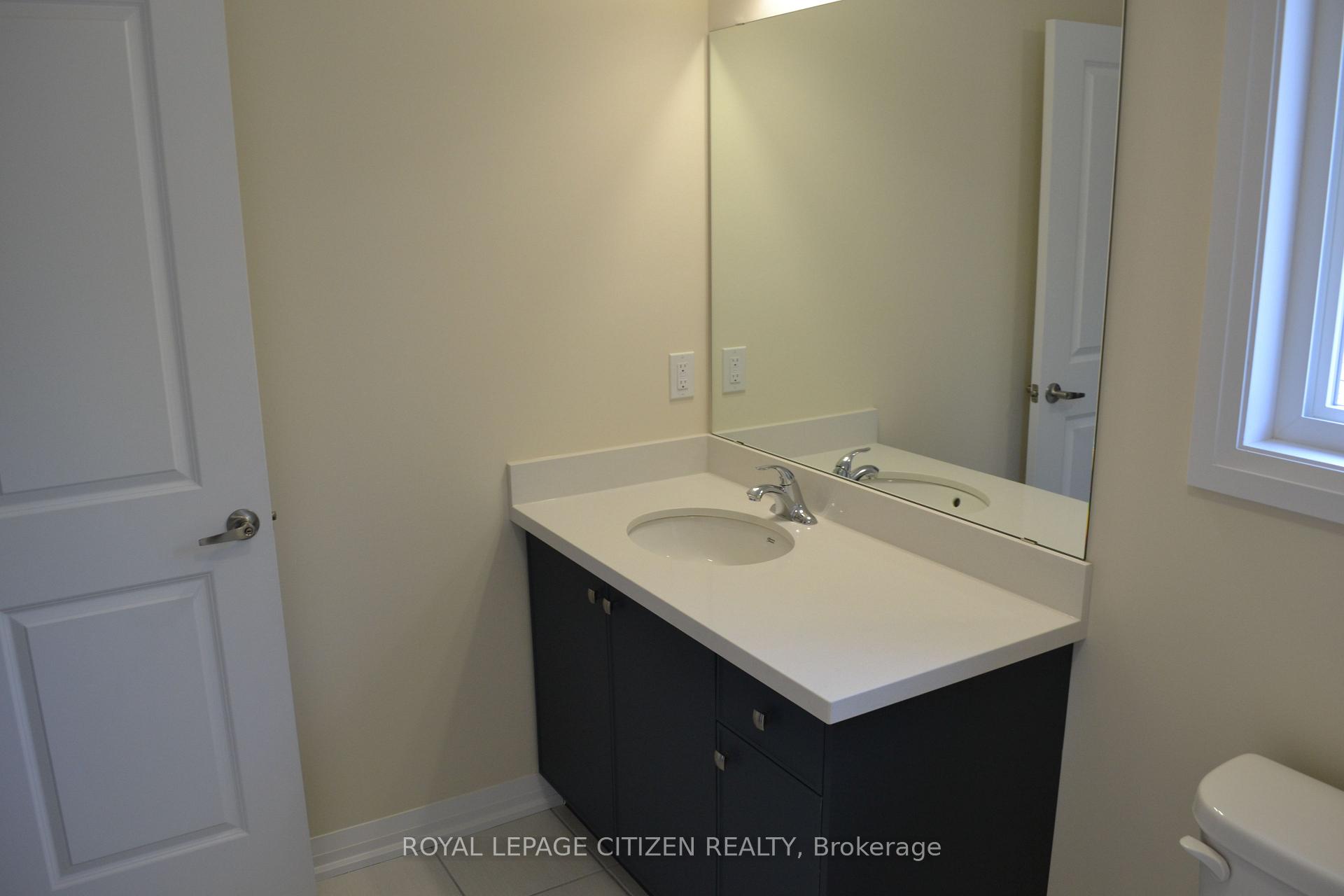 Photo 5 of 30 Revol Road, Penetanguishene — HOMEH