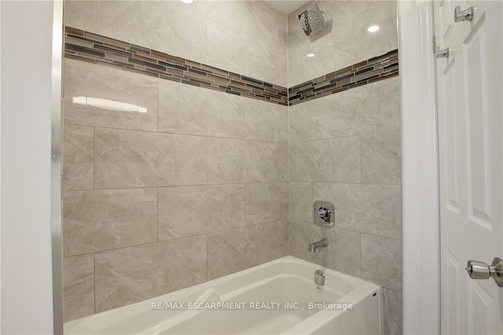 Photo 11 of 47 Jasmine Street, Hamilton, Thorner — HOMEH