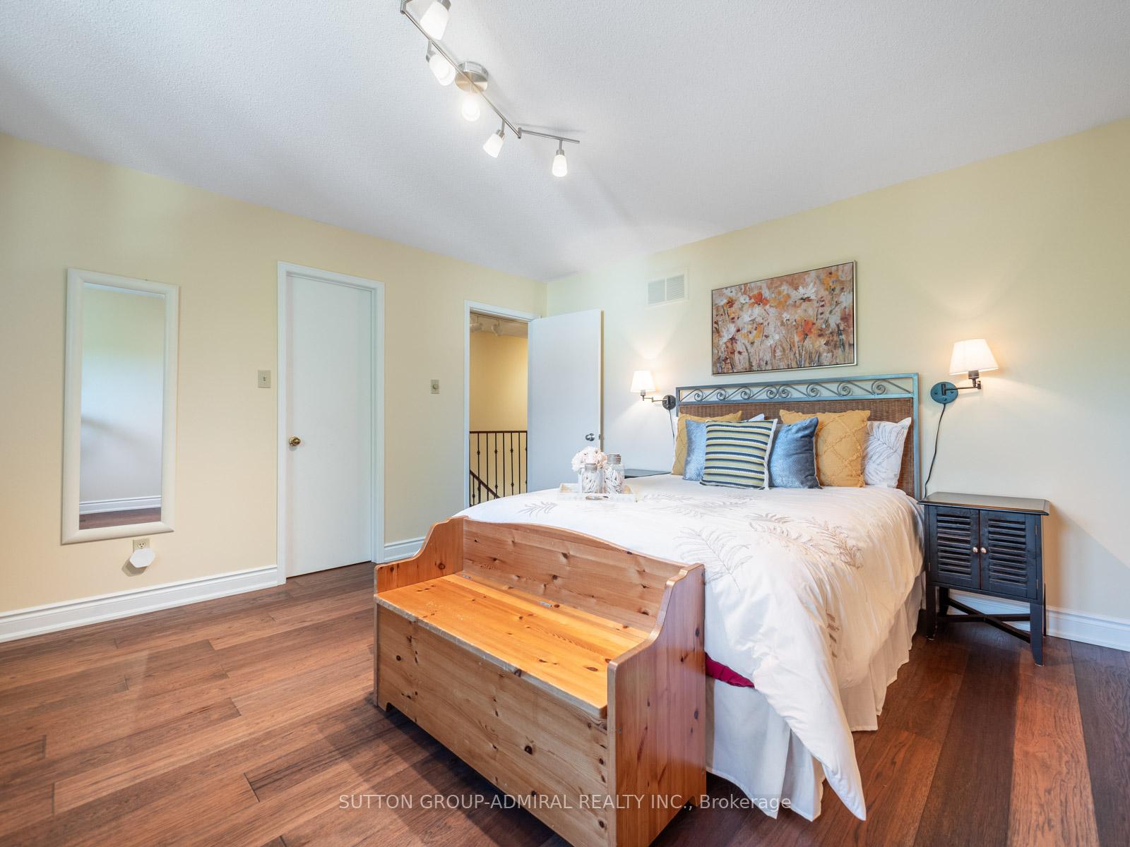 Photo 16 of 66 Westhampton Drive, Vaughan, Brownridge — HOMEH