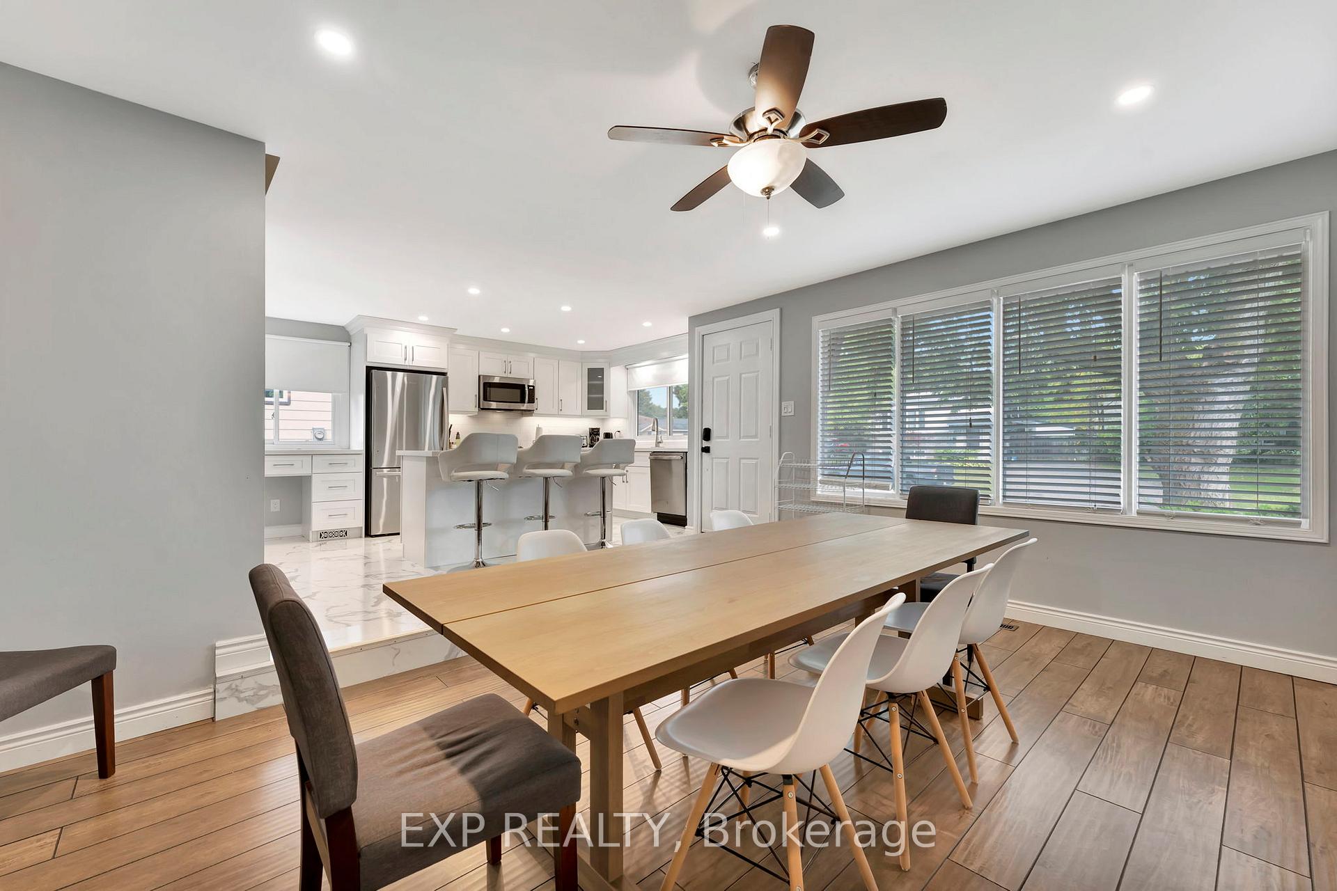 Photo 16 of 37 Broken Oak Crescent, Kitchener — HOMEH