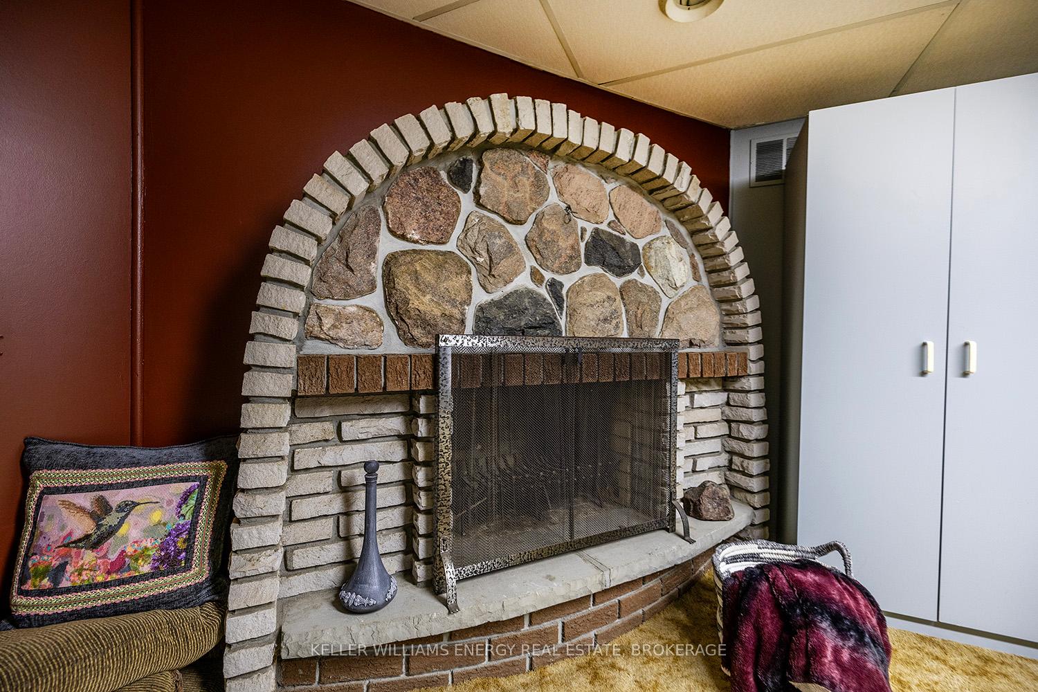 Photo 9 of 53 Jackman Road, Clarington, Bowmanville — HOMEH