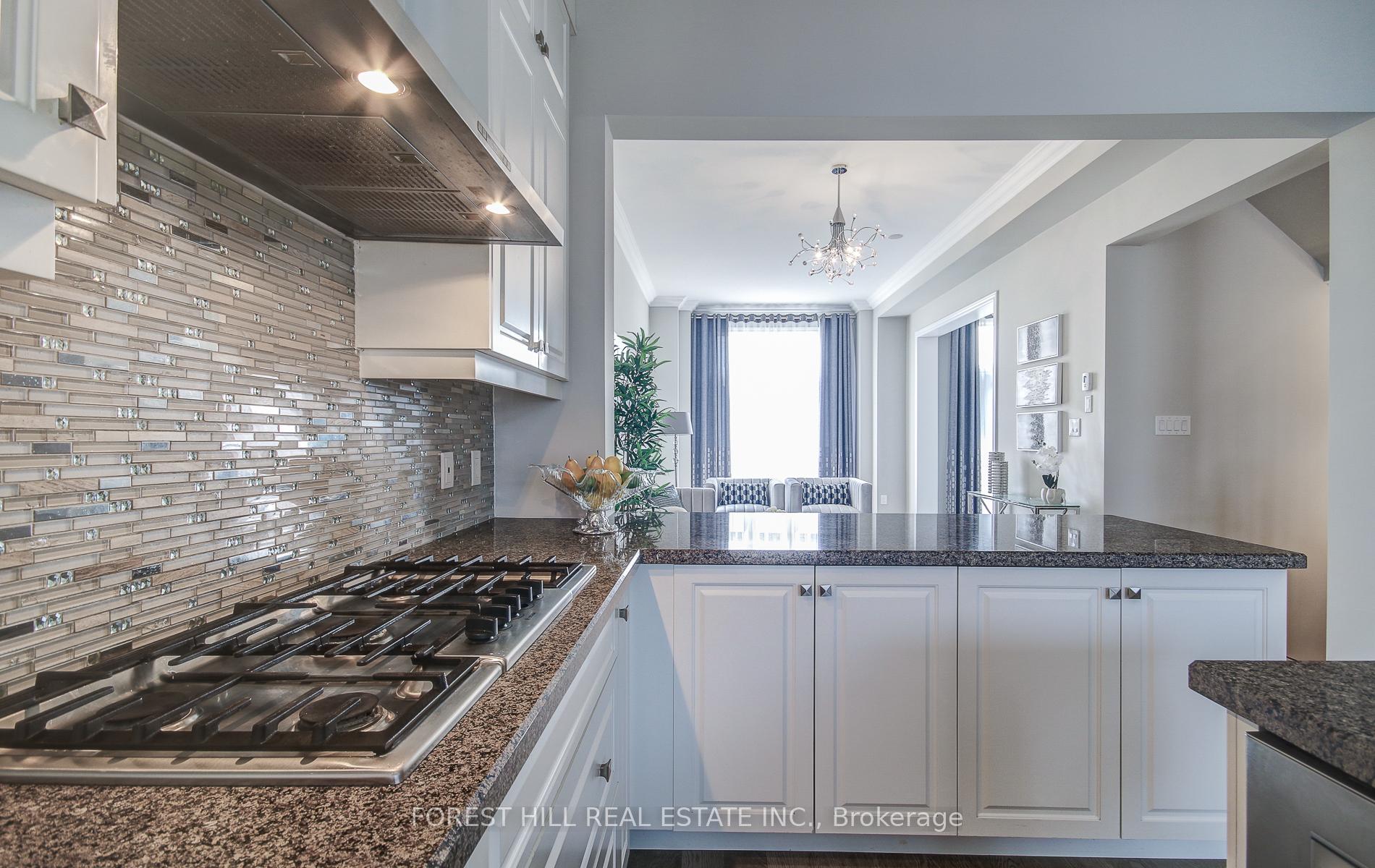 Photo 10 of 17 Adaskin Avenue, Vaughan, Patterson — HOMEH