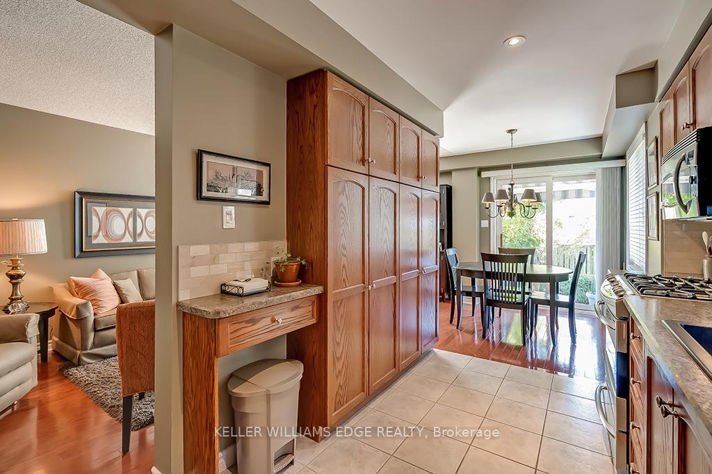 Photo 10 of 60 Valridge Drive, Hamilton, Ancaster — HOMEH