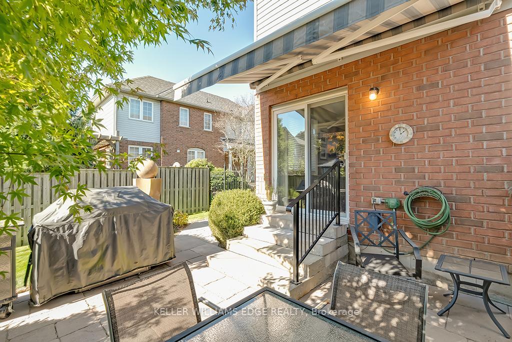 Photo 14 of 60 Valridge Drive, Hamilton, Ancaster — HOMEH