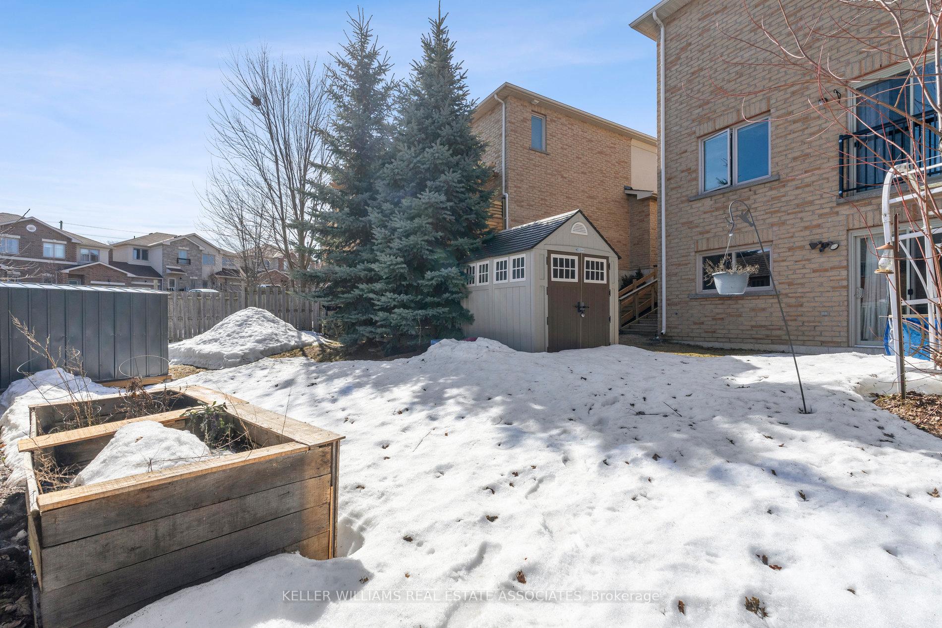 Photo 38 of Unit 57, 175 Stanley Street, Barrie, East Bayfield — HOMEH