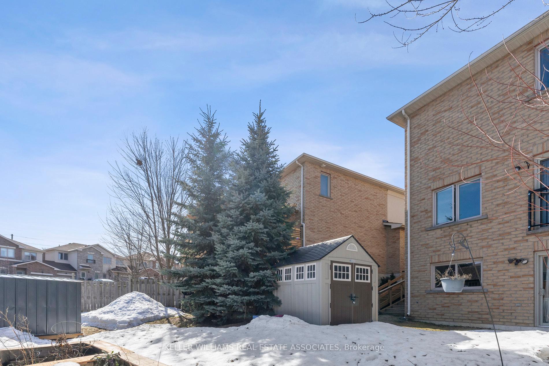 Photo 42 of Unit 57, 175 Stanley Street, Barrie, East Bayfield — HOMEH