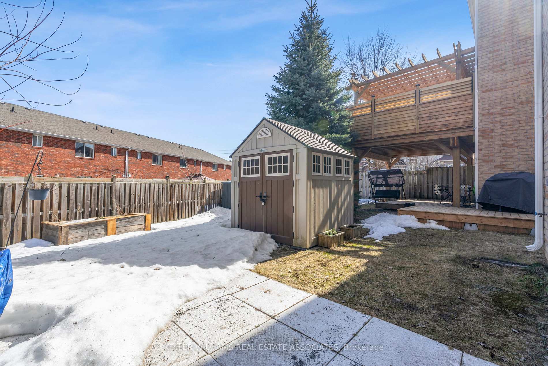 Photo 37 of Unit 57, 175 Stanley Street, Barrie, East Bayfield — HOMEH
