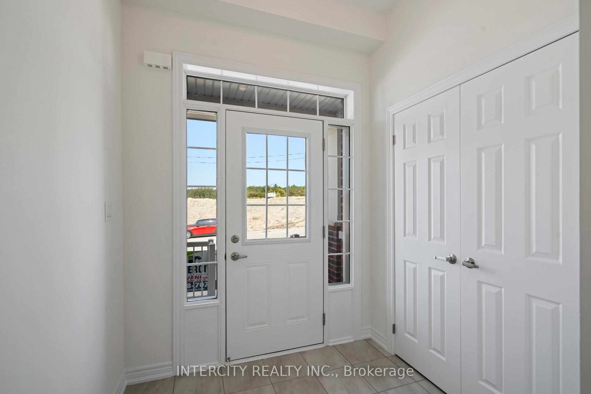 Photo 25 of 917 Elizabeth Mackenzie Drive, Pickering, Rural Pickering — HOMEH