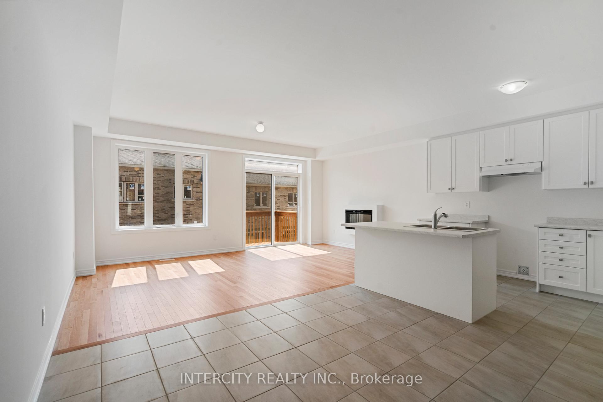 Photo 6 of 917 Elizabeth Mackenzie Drive, Pickering, Rural Pickering — HOMEH