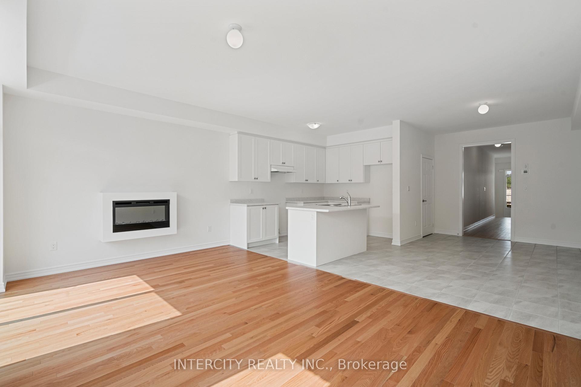 Photo 27 of 917 Elizabeth Mackenzie Drive, Pickering, Rural Pickering — HOMEH