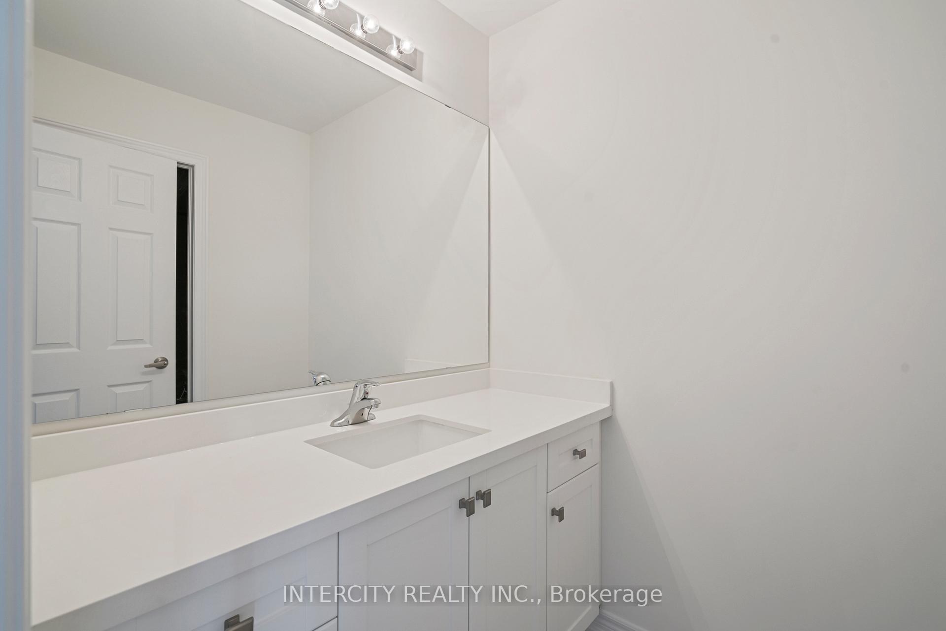 Photo 19 of 917 Elizabeth Mackenzie Drive, Pickering, Rural Pickering — HOMEH