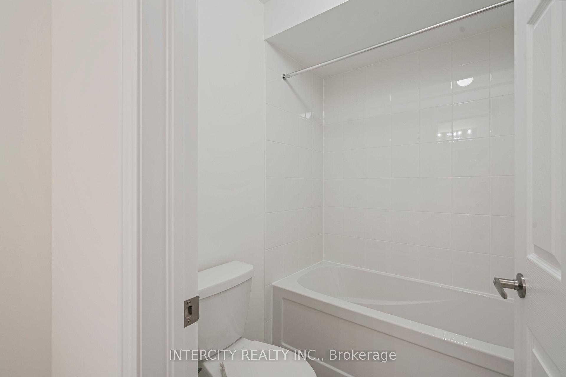 Photo 20 of 917 Elizabeth Mackenzie Drive, Pickering, Rural Pickering — HOMEH