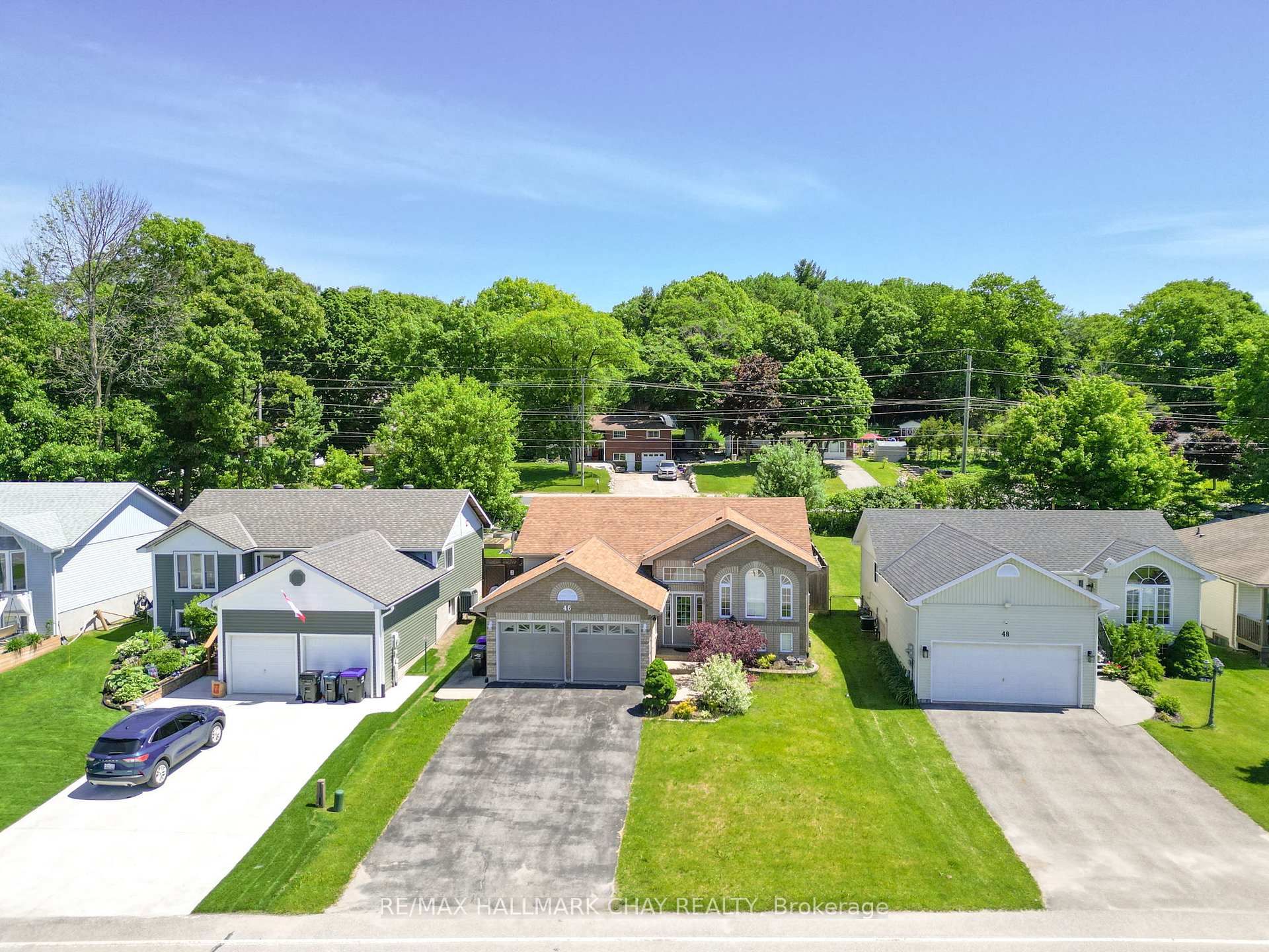 Photo 4 of 46 Byrnes Crescent, Penetanguishene — HOMEH