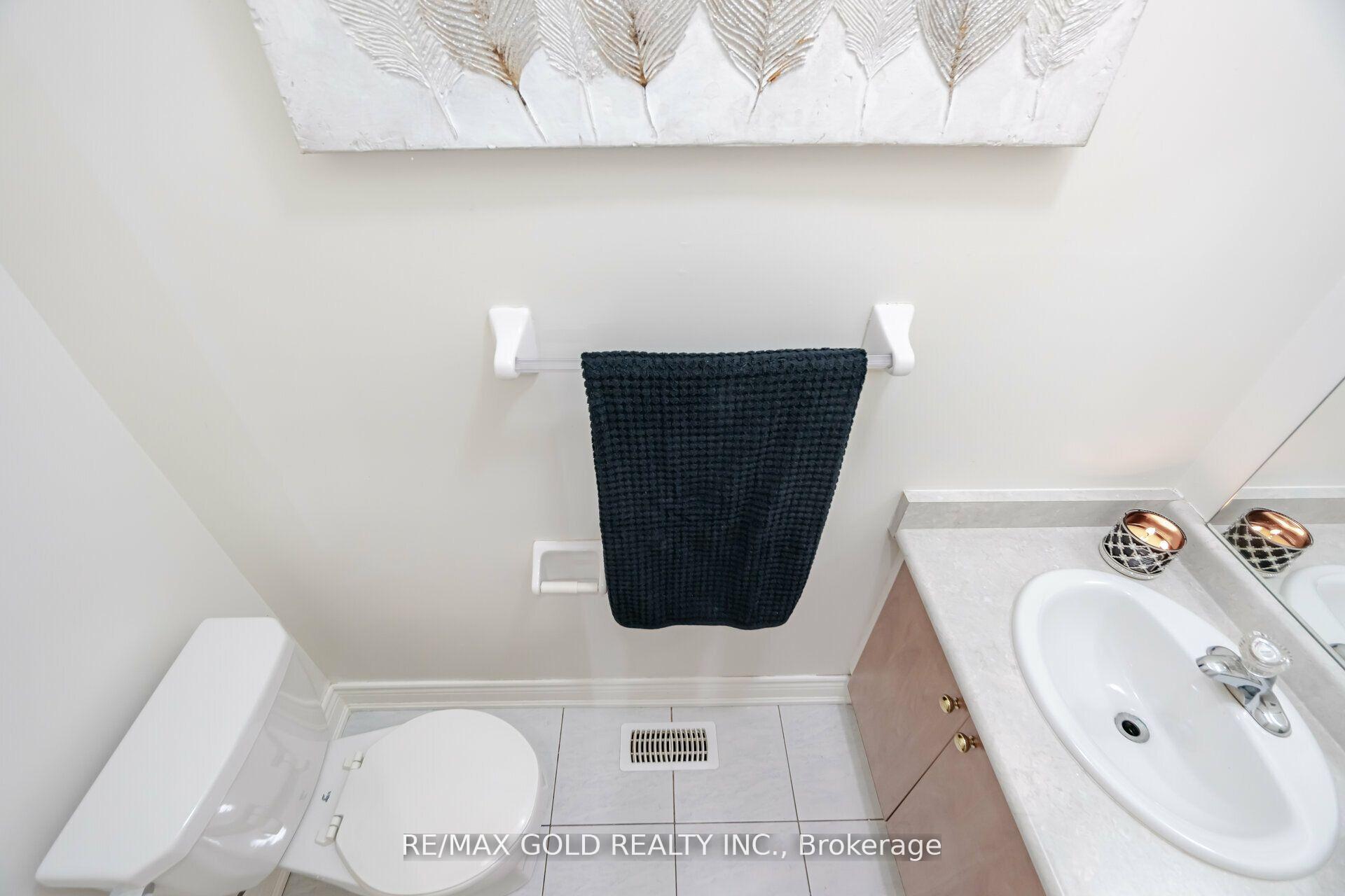 Photo 15 of 15 Commodore Drive, Brampton, Credit Valley — HOMEH