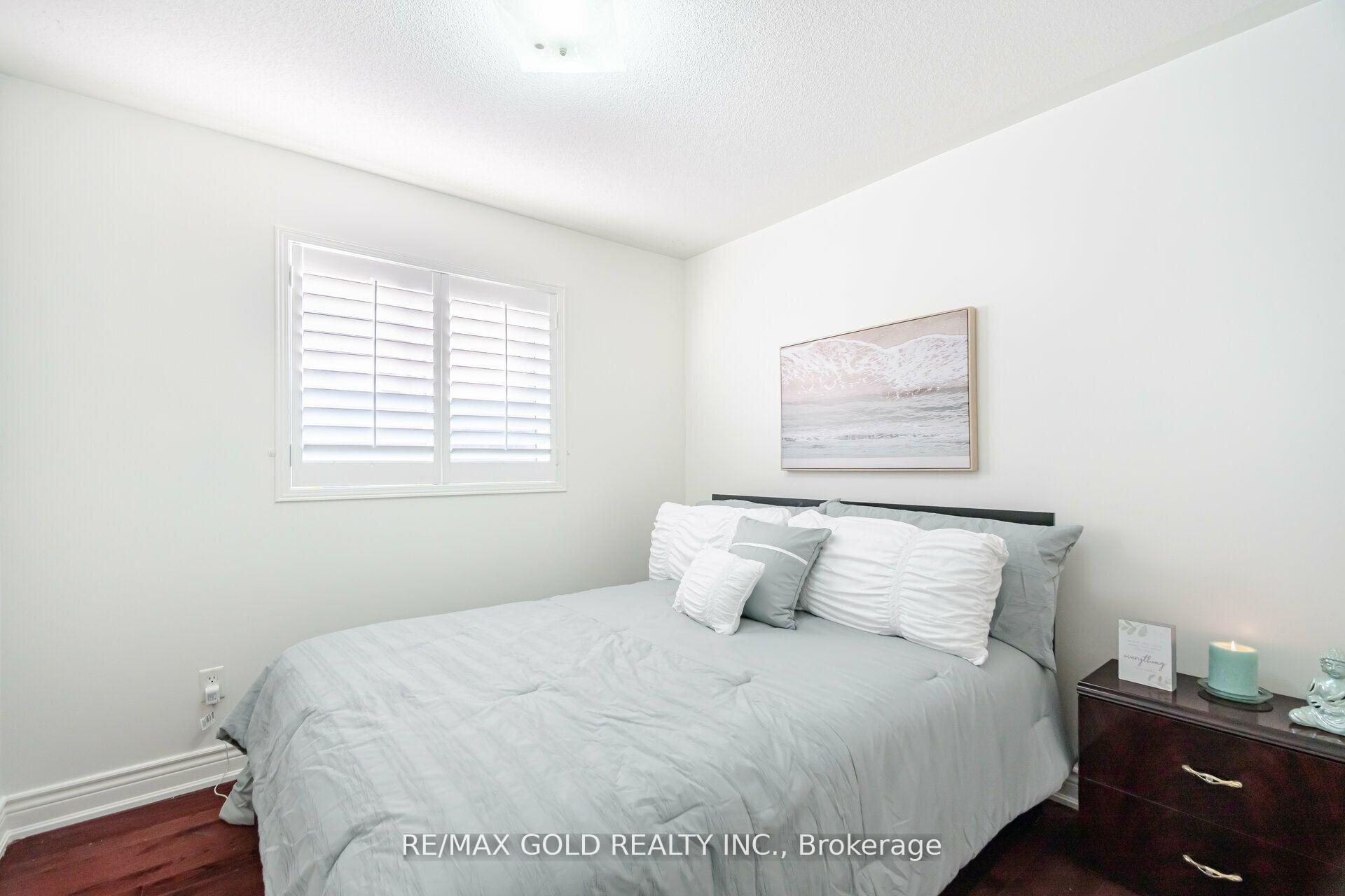 Photo 9 of 15 Commodore Drive, Brampton, Credit Valley — HOMEH