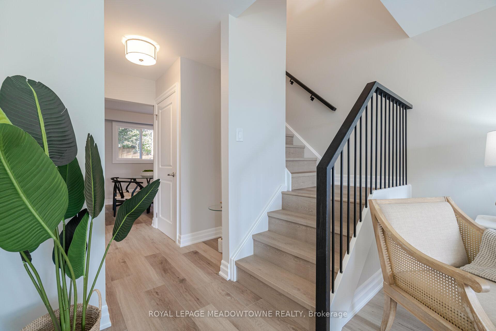 Photo 11 of 152 Hansen Road N, Brampton, Madoc — HOMEH