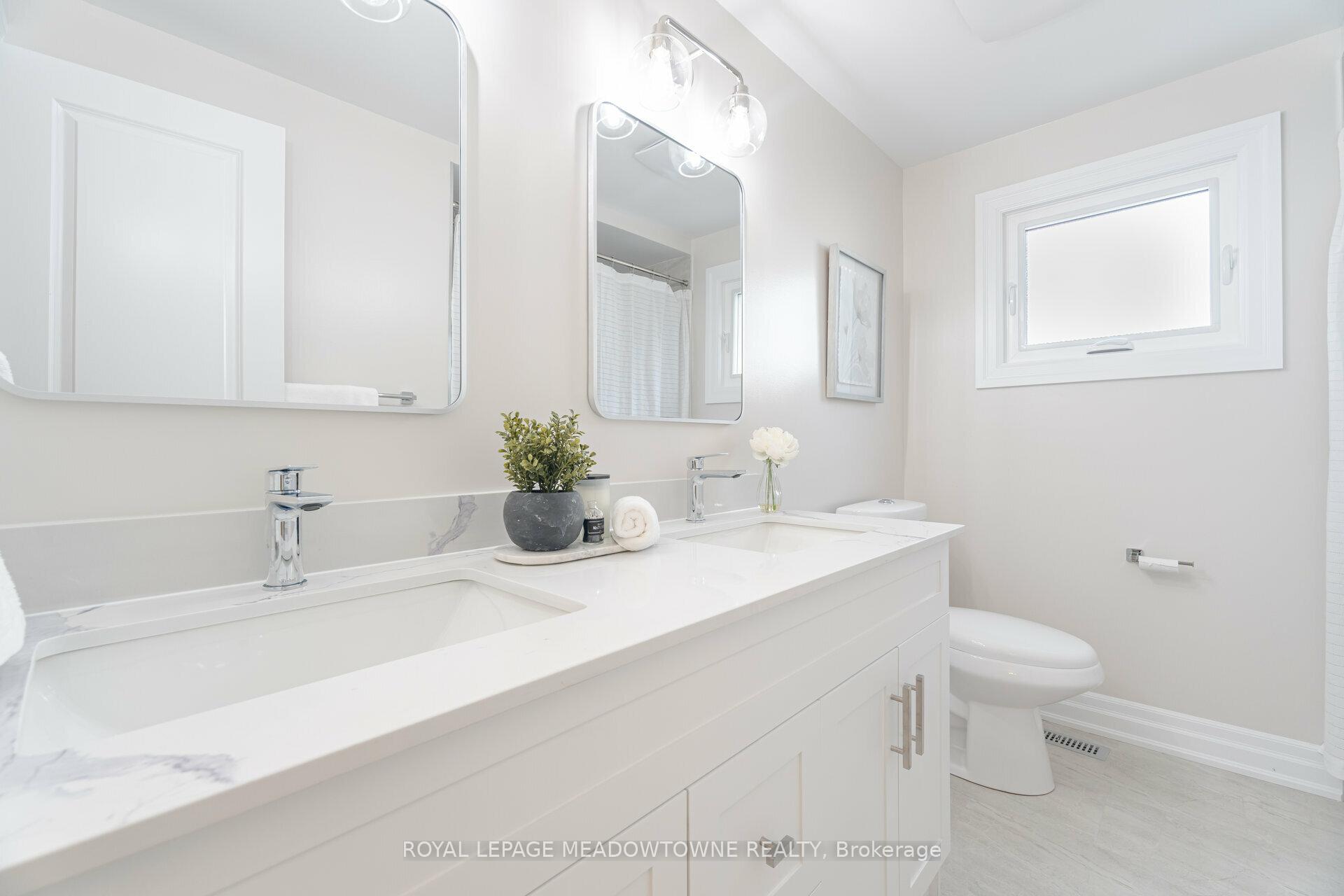 Photo 16 of 152 Hansen Road N, Brampton, Madoc — HOMEH