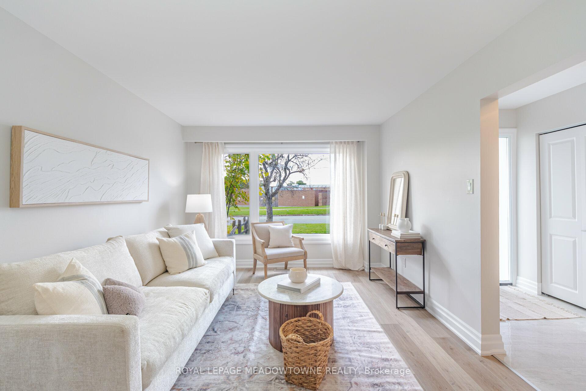 Photo 10 of 152 Hansen Road N, Brampton, Madoc — HOMEH