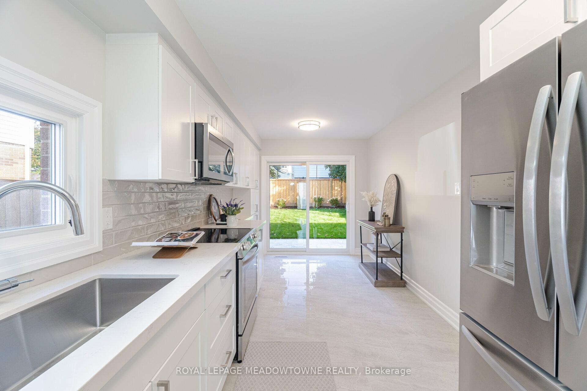 Photo 20 of 152 Hansen Road N, Brampton, Madoc — HOMEH