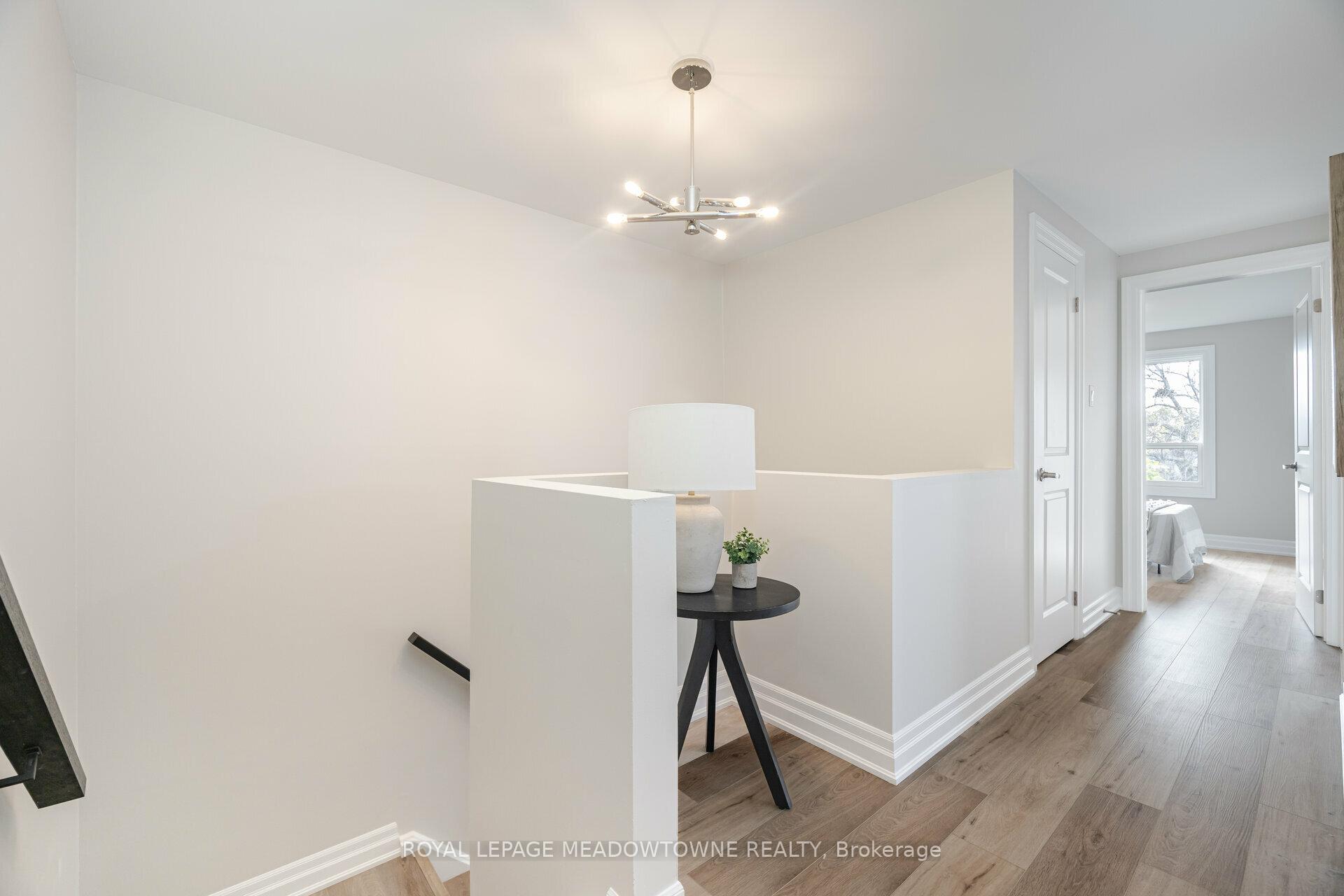 Photo 27 of 152 Hansen Road N, Brampton, Madoc — HOMEH