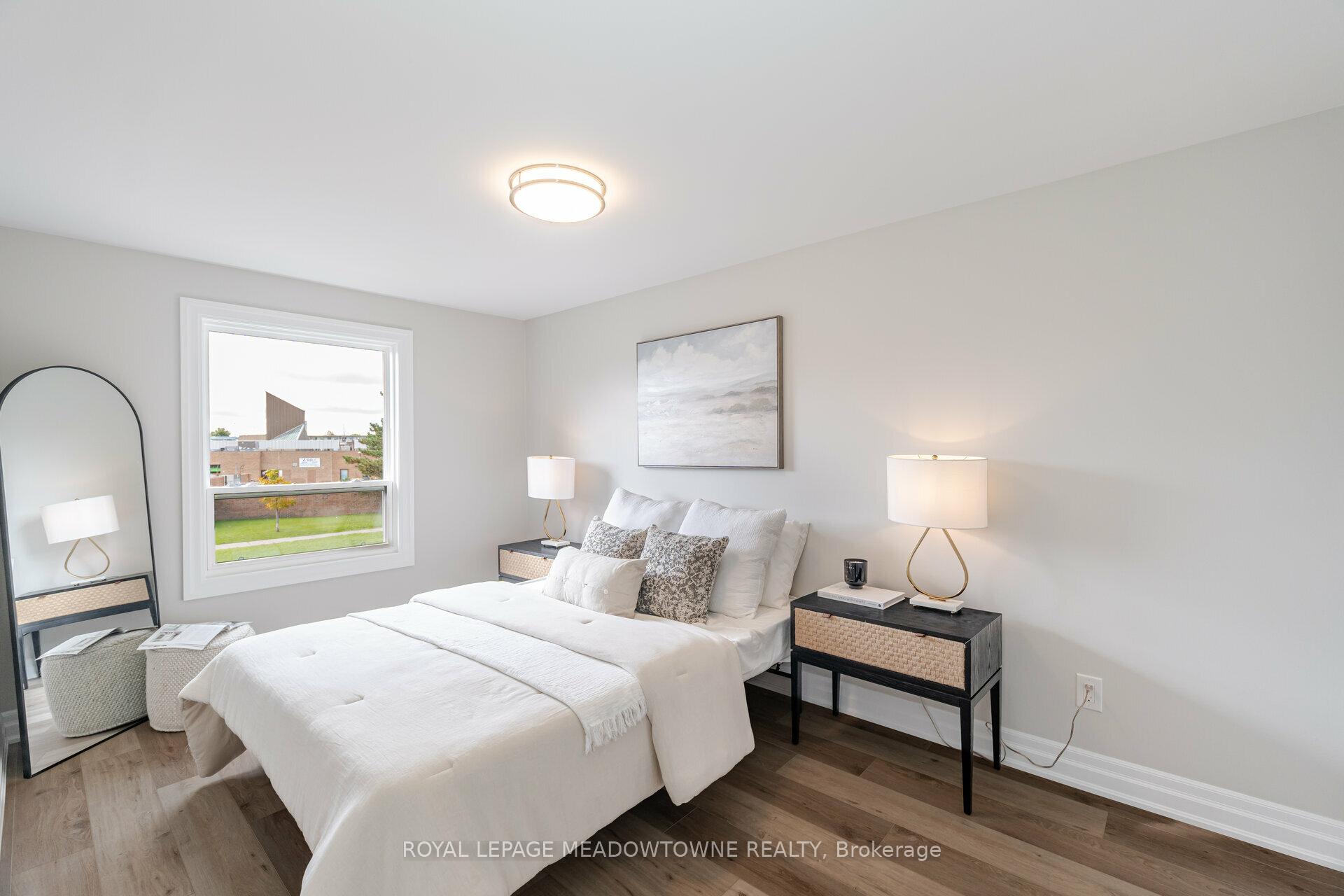 Photo 19 of 152 Hansen Road N, Brampton, Madoc — HOMEH