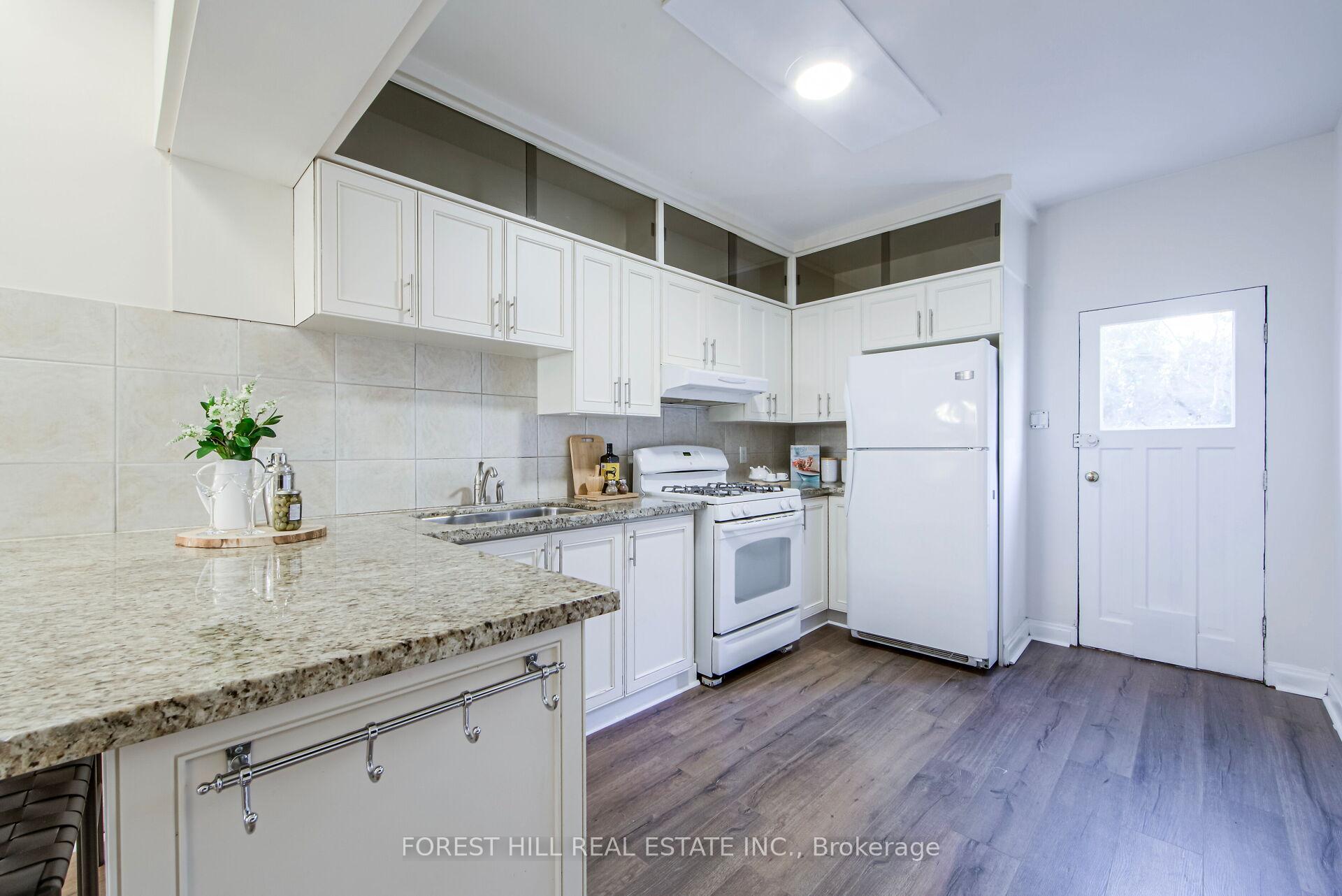 Photo 13 of 660 Markham Street, Toronto, The Annex — HOMEH