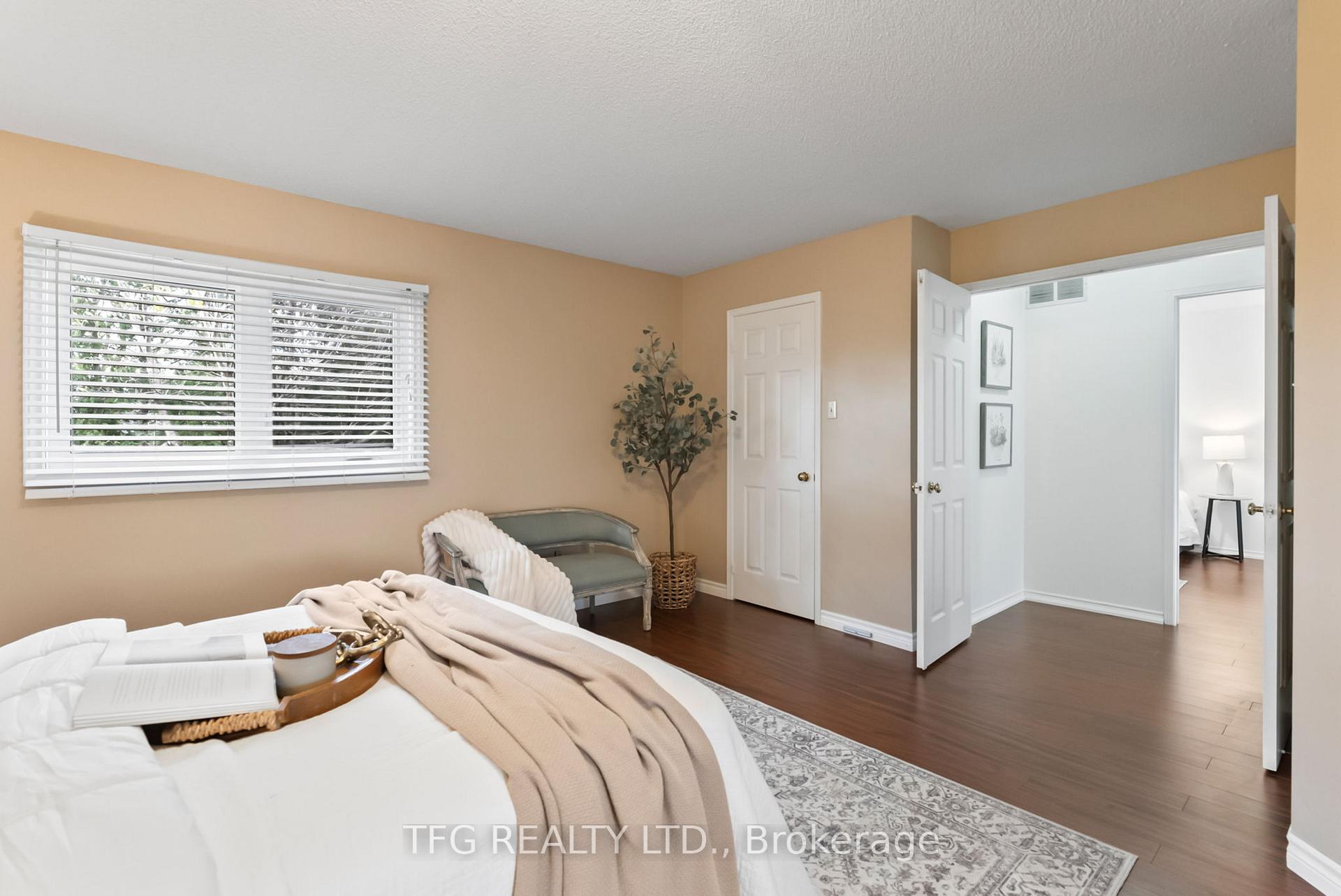 Photo 10 of 1306 Cornell Court, Pickering, Liverpool — HOMEH