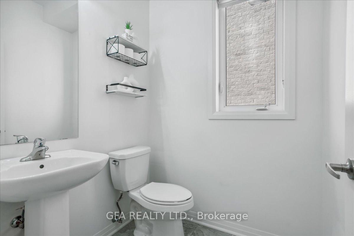 Photo 16 of 84 Martin Trail, New Tecumseth, Tottenham — HOMEH