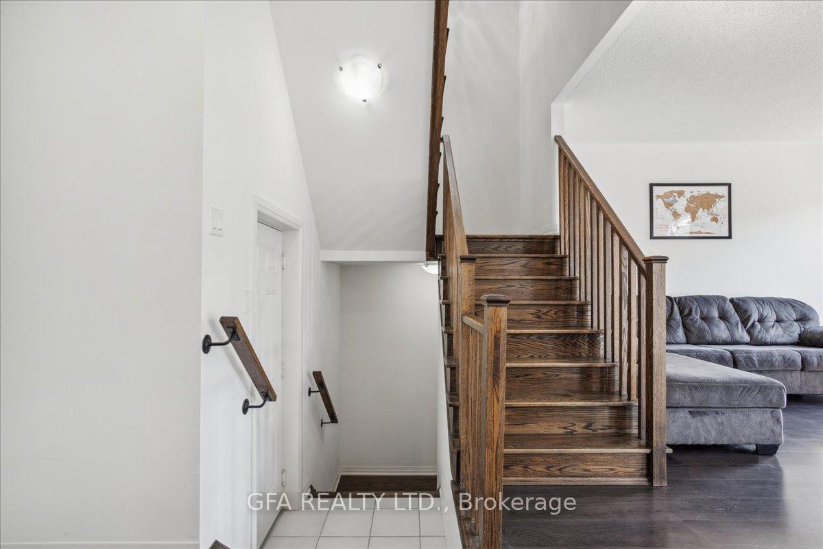 Photo 15 of 84 Martin Trail, New Tecumseth, Tottenham — HOMEH