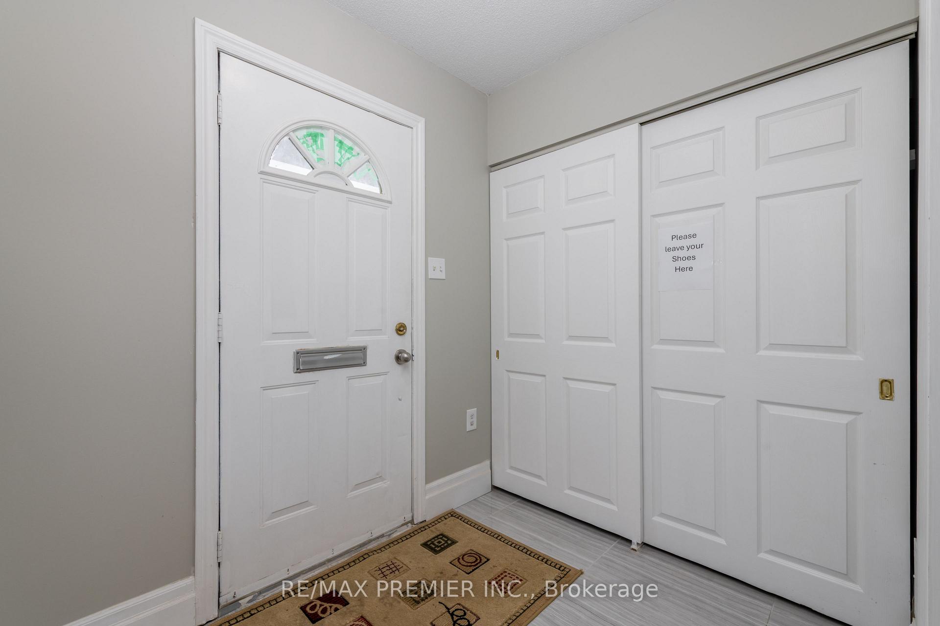Photo 3 of 352 Duckworth Street, Barrie, Wellington — HOMEH