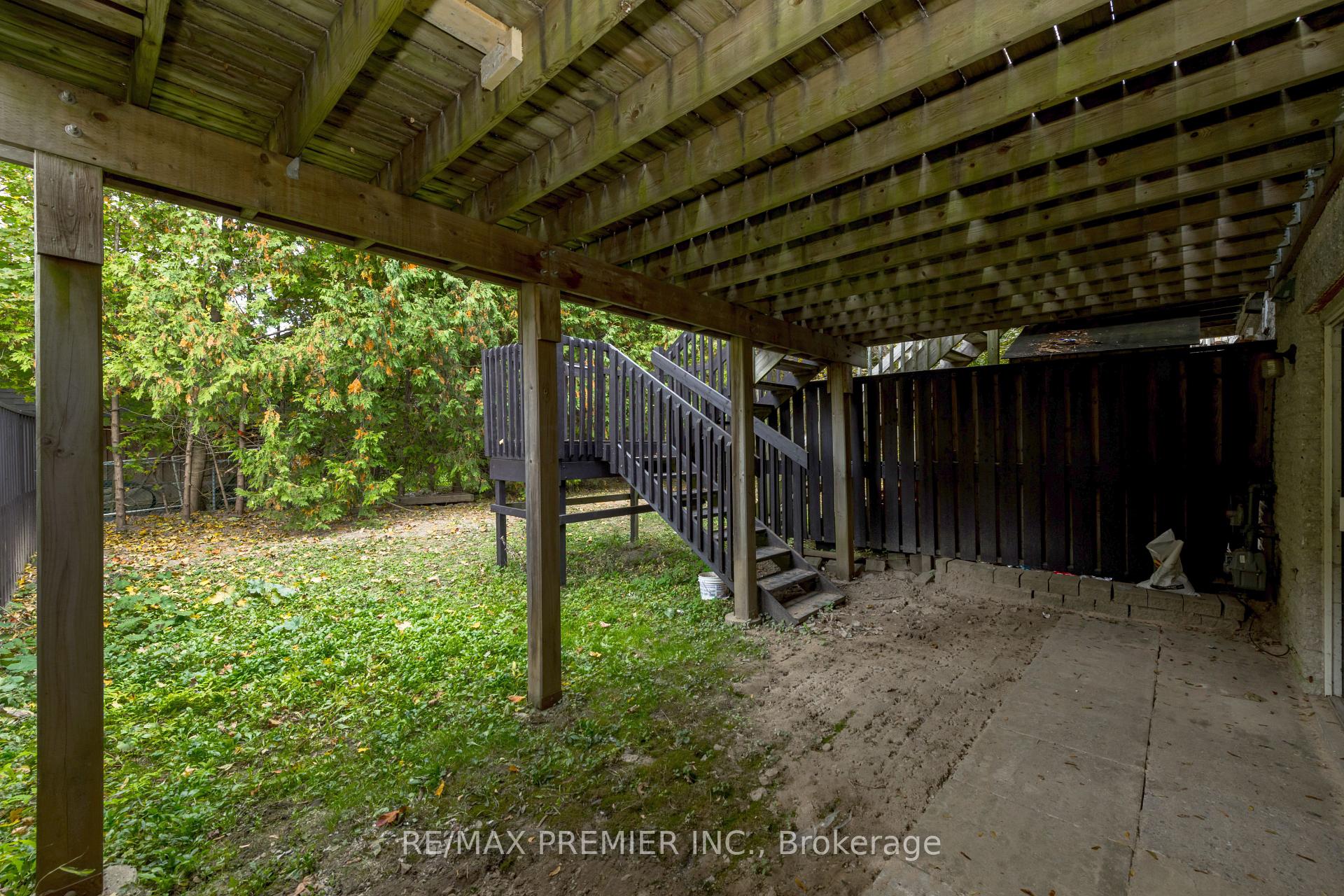 Photo 13 of 352 Duckworth Street, Barrie, Wellington — HOMEH