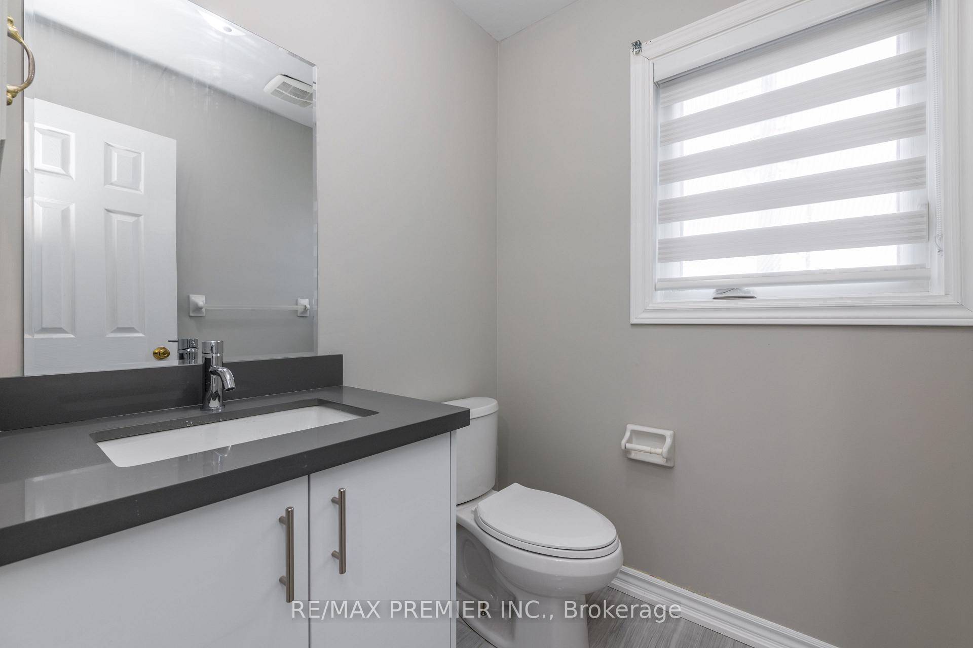 Photo 8 of 352 Duckworth Street, Barrie, Wellington — HOMEH