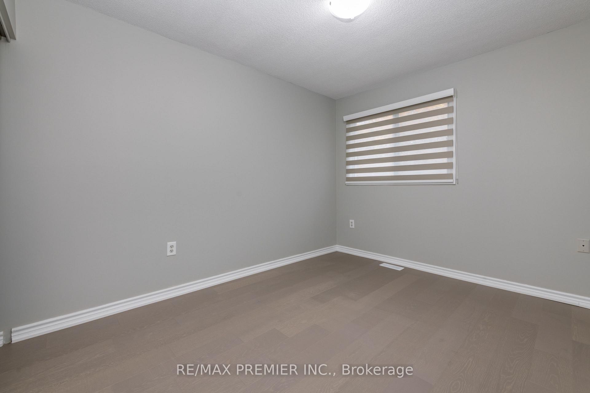 Photo 14 of 352 Duckworth Street, Barrie, Wellington — HOMEH